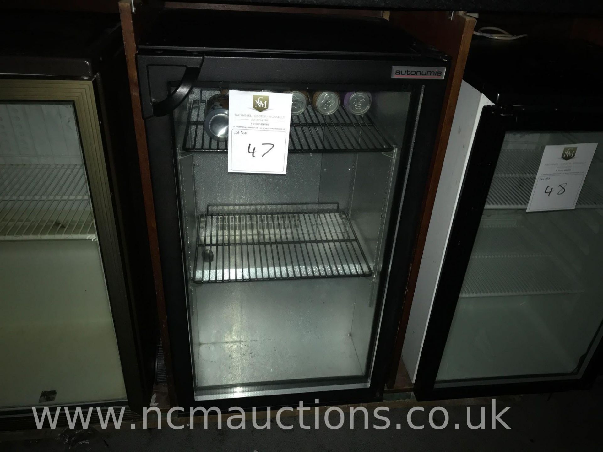 Autonnumis glass display fridge