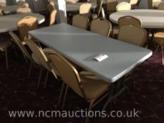 Table and 6x chairs