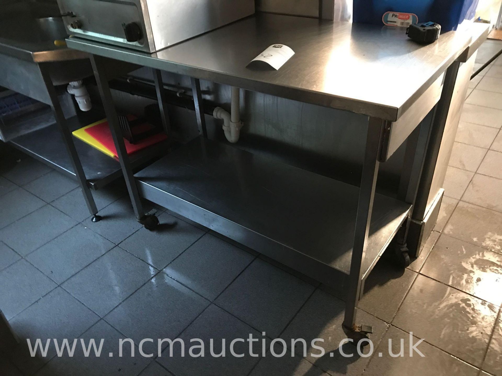 Stainless steel counter and shelf
