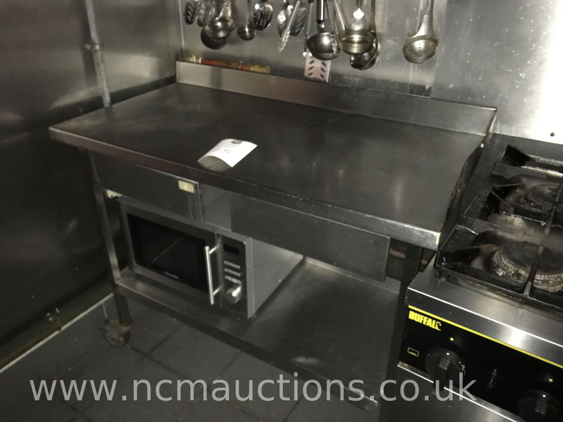 Montpellier microwave and stainless steel counter on caster wheels - Image 2 of 2