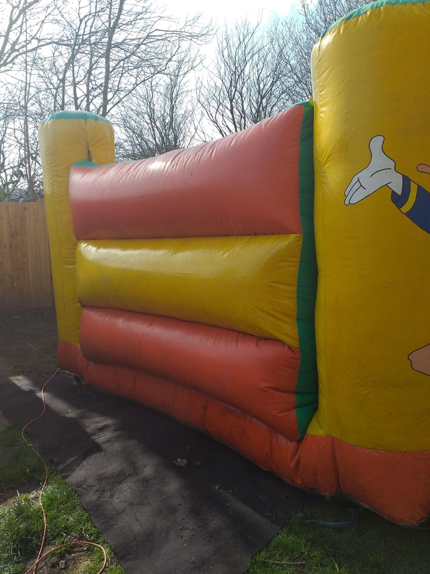 12ft by 14ft Big Bed Donald Duck Bouncy Castle - Image 2 of 5