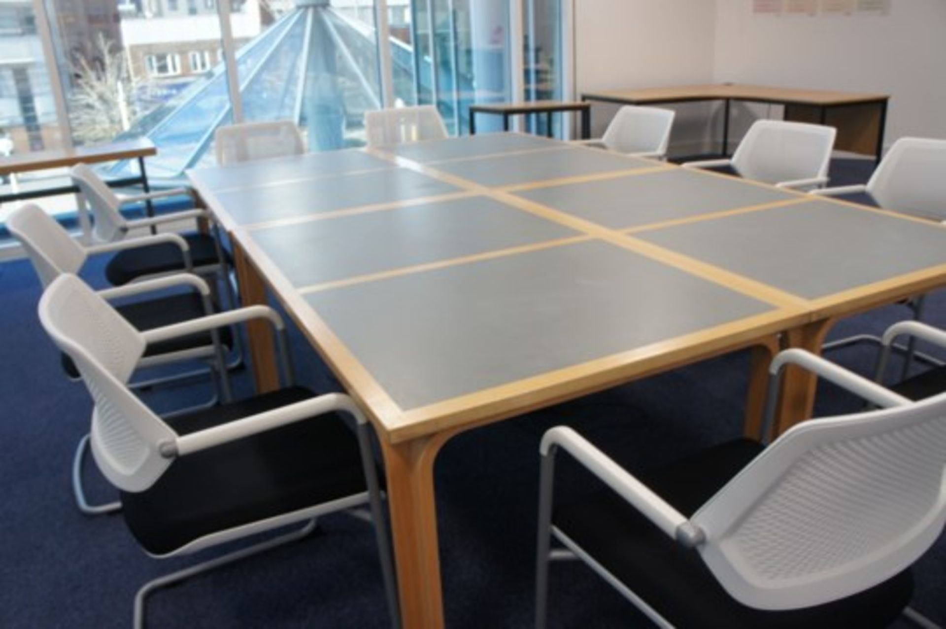 4 piece timber frame meeting table with 10 x Steelcase 57400 Sarrebourg chairs 280mm x 180mm - Image 2 of 5