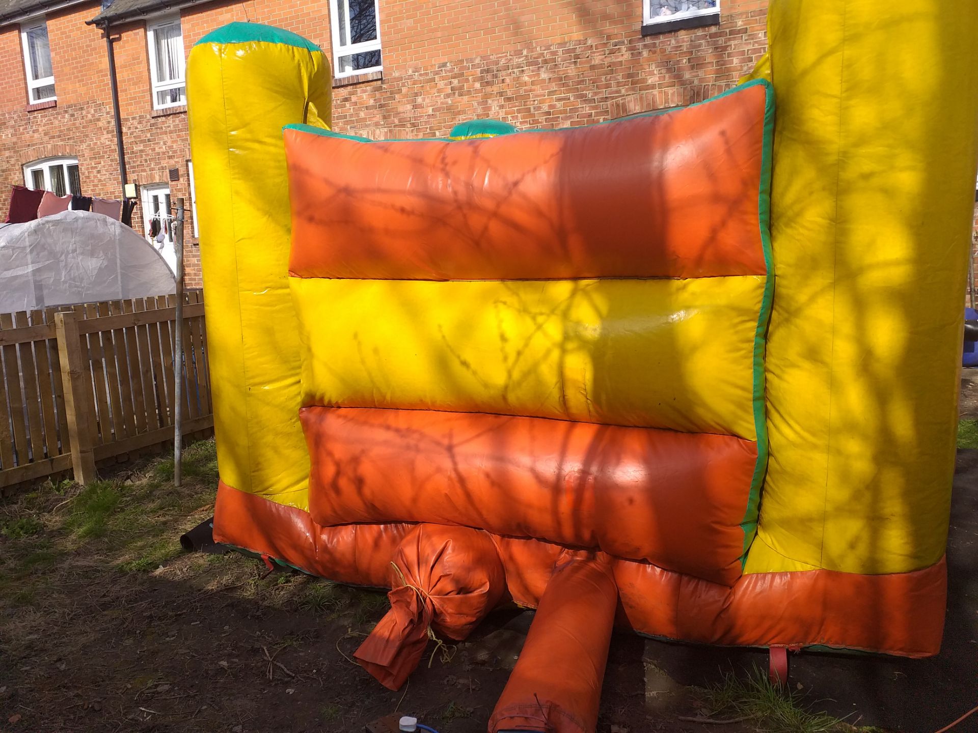 12ft by 14ft Big Bed Donald Duck Bouncy Castle - Image 4 of 5