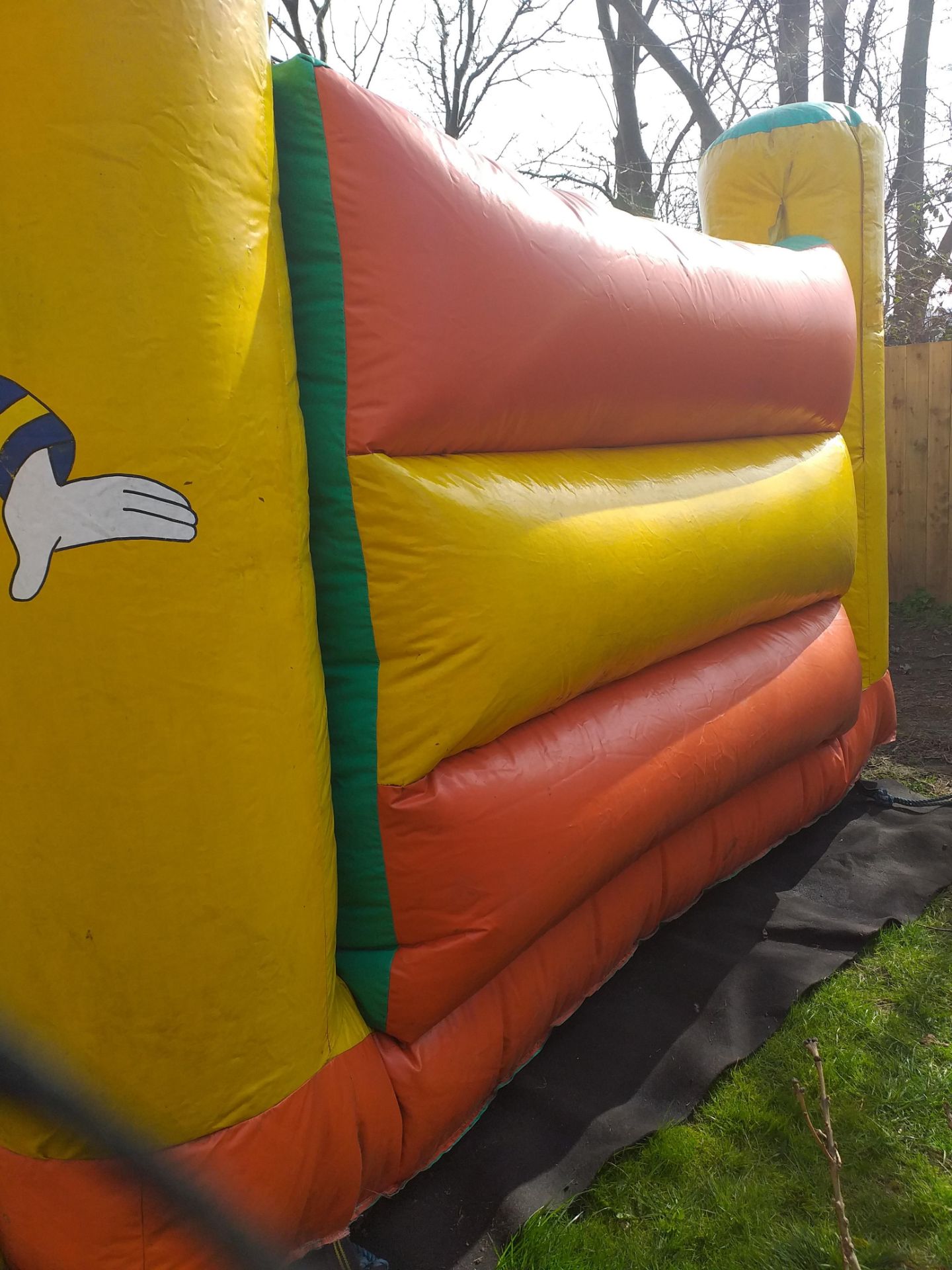 12ft by 14ft Big Bed Donald Duck Bouncy Castle - Image 3 of 5