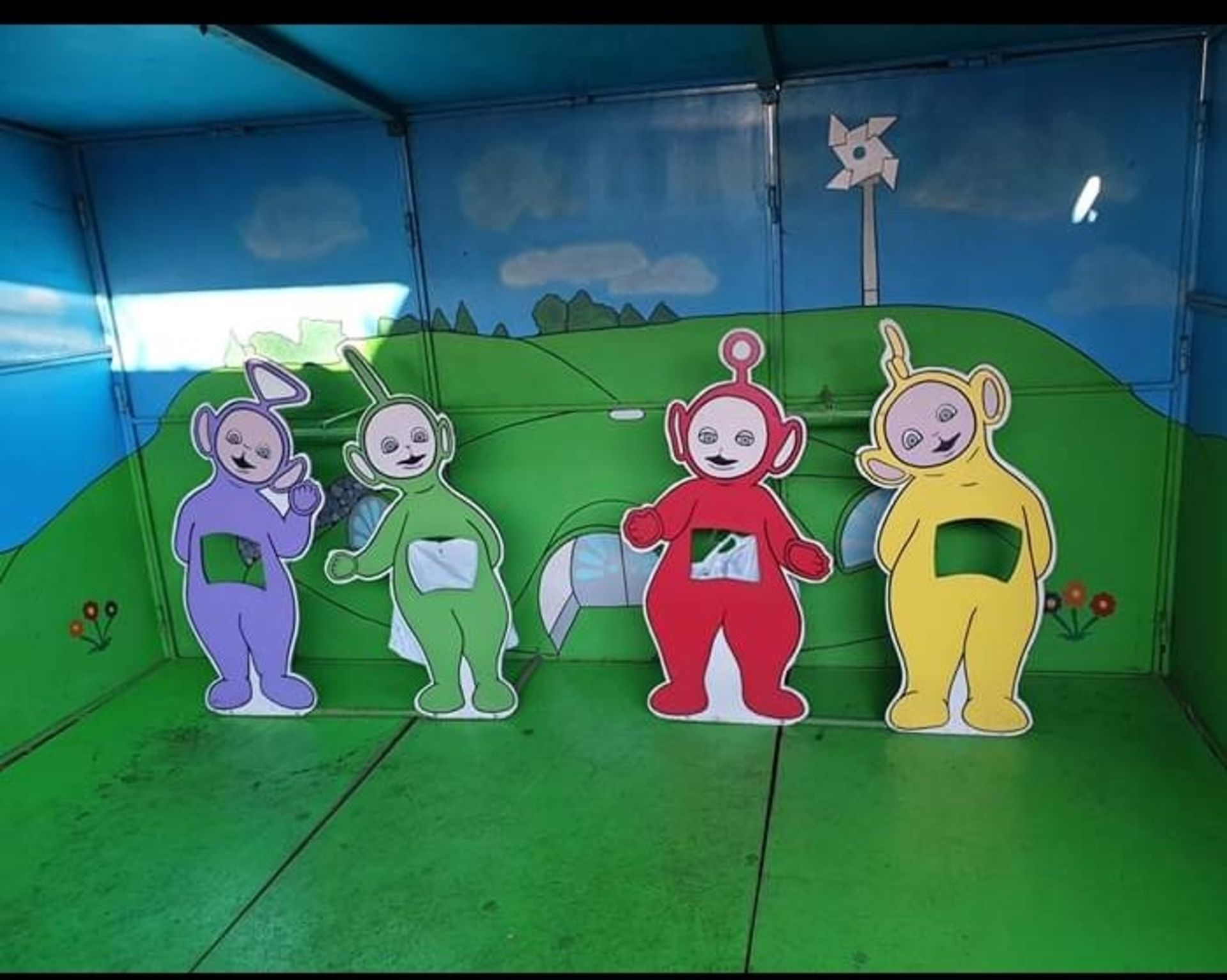 Fairground Teletubbies Side Stall - Image 4 of 4