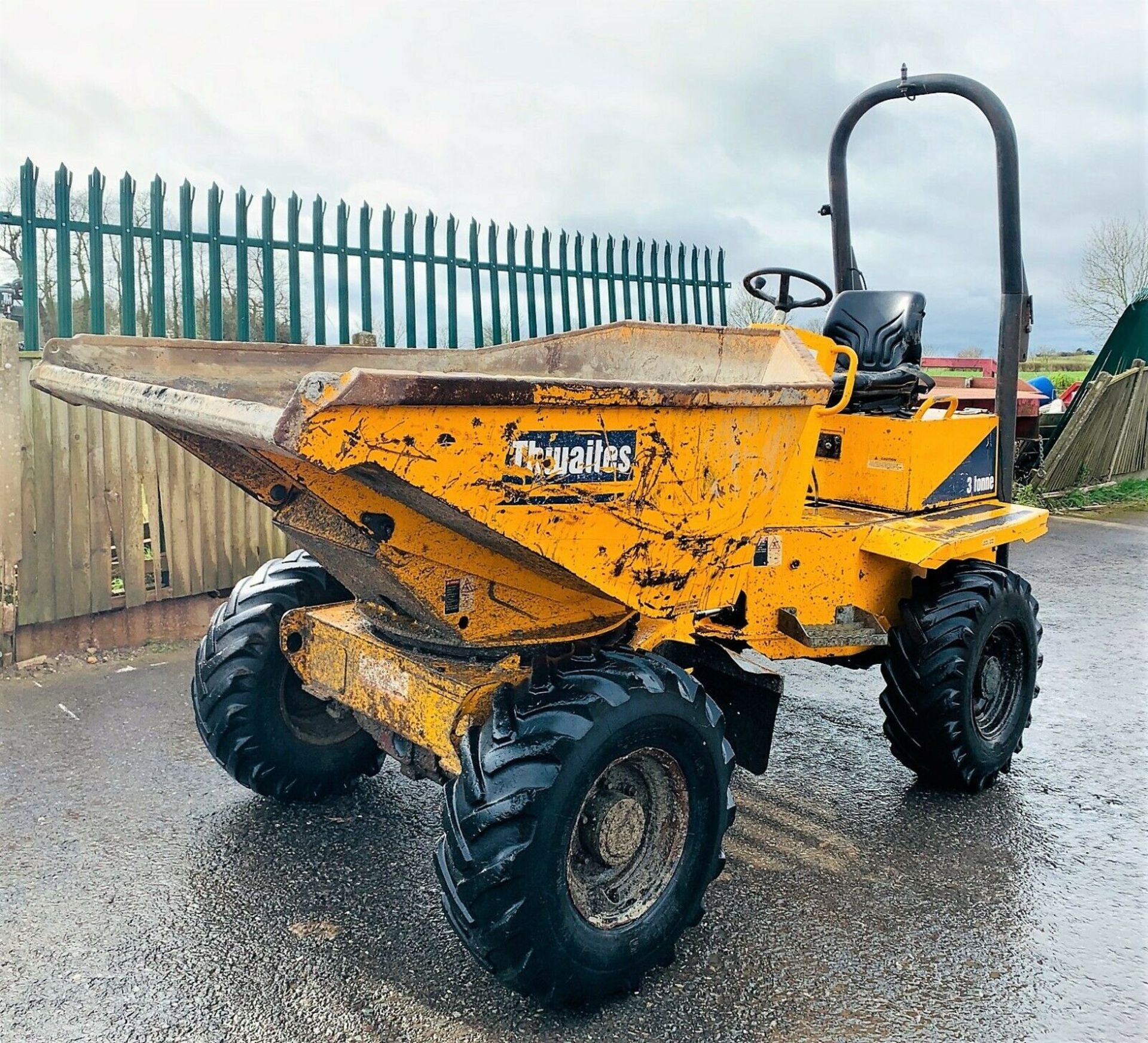 Thwaites 3 Tonne Swivel Tip Dumper - Image 3 of 10