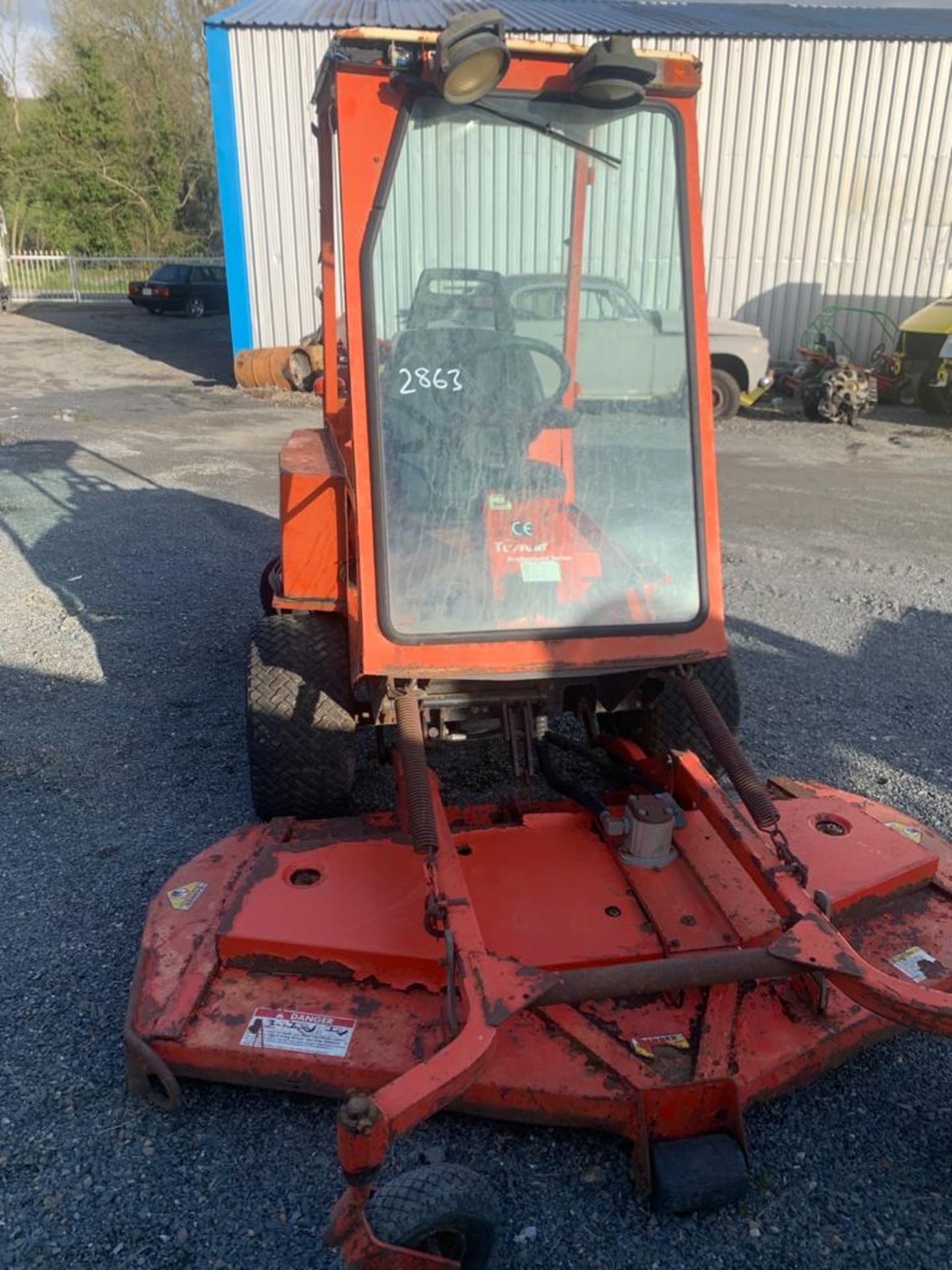 Jacobsen T422D Diesel Outfront Ride on Mower - Image 5 of 5