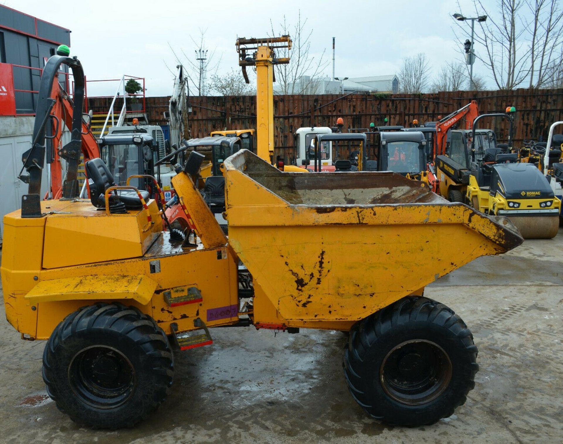 Thwaites 9T Dumper - Image 3 of 12