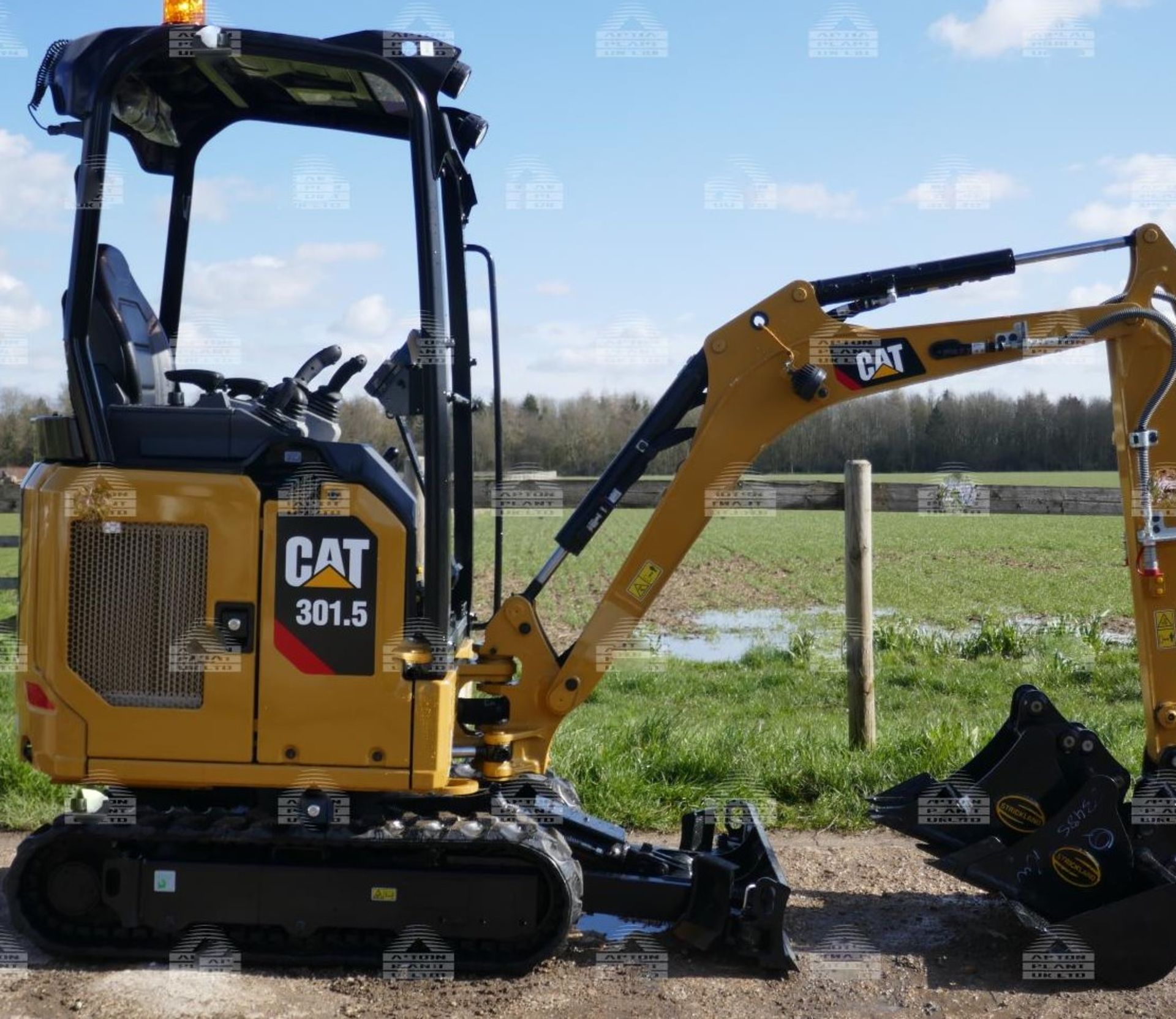 Cat 301.5 - Image 2 of 5