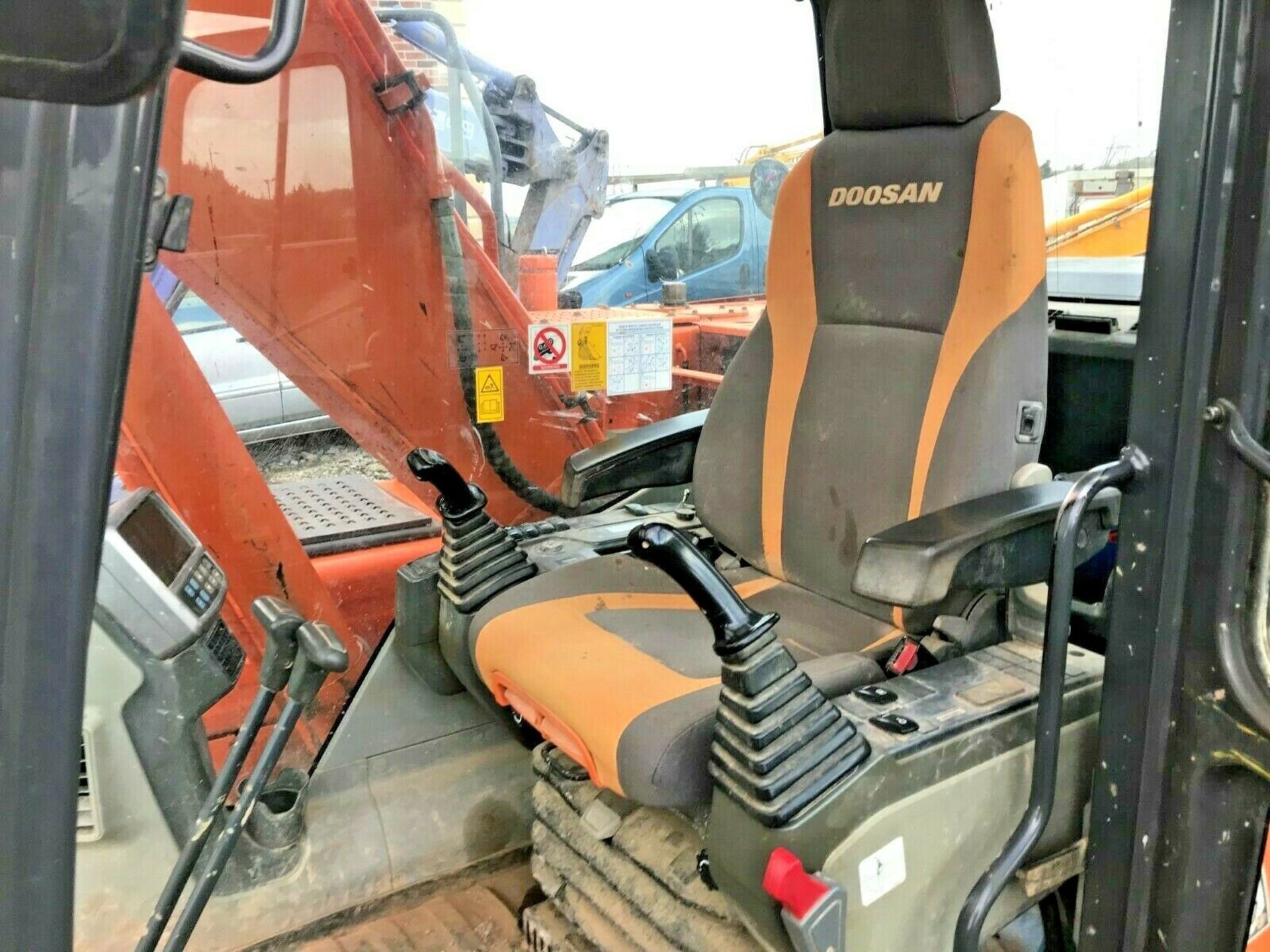 Doosan DX140 LC - Image 8 of 10