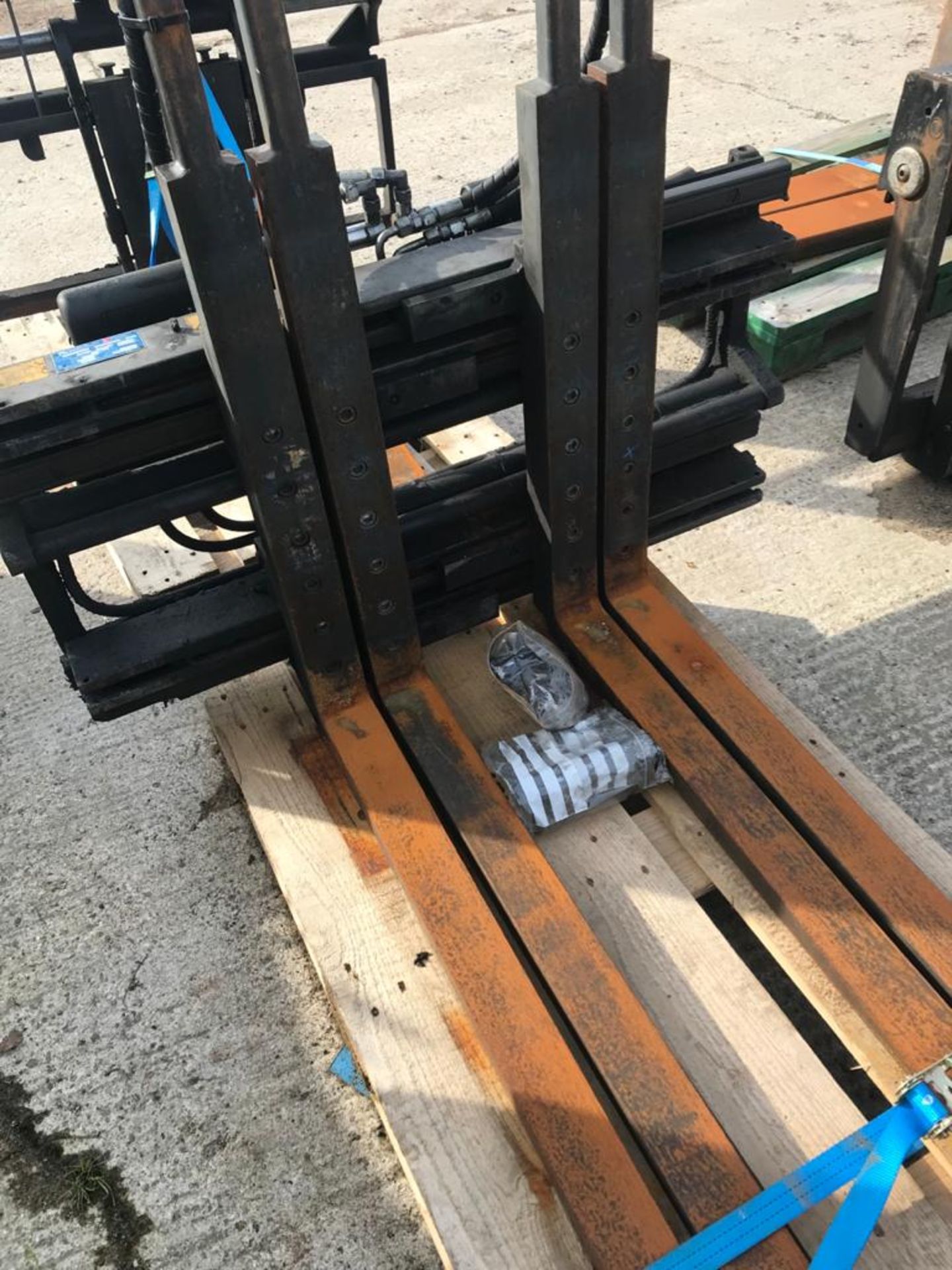 Forklift Multi Pallet With Side Shift