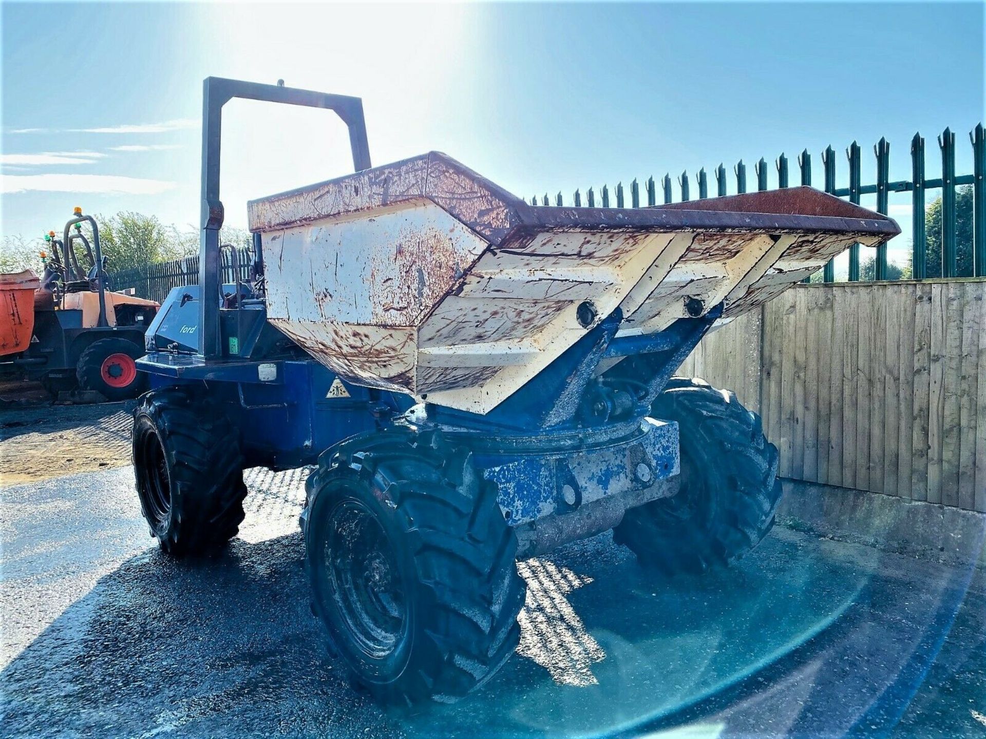 Benford Terex 6000 PSR 6 Tonne Swivel Dumper 2000 - Image 3 of 12