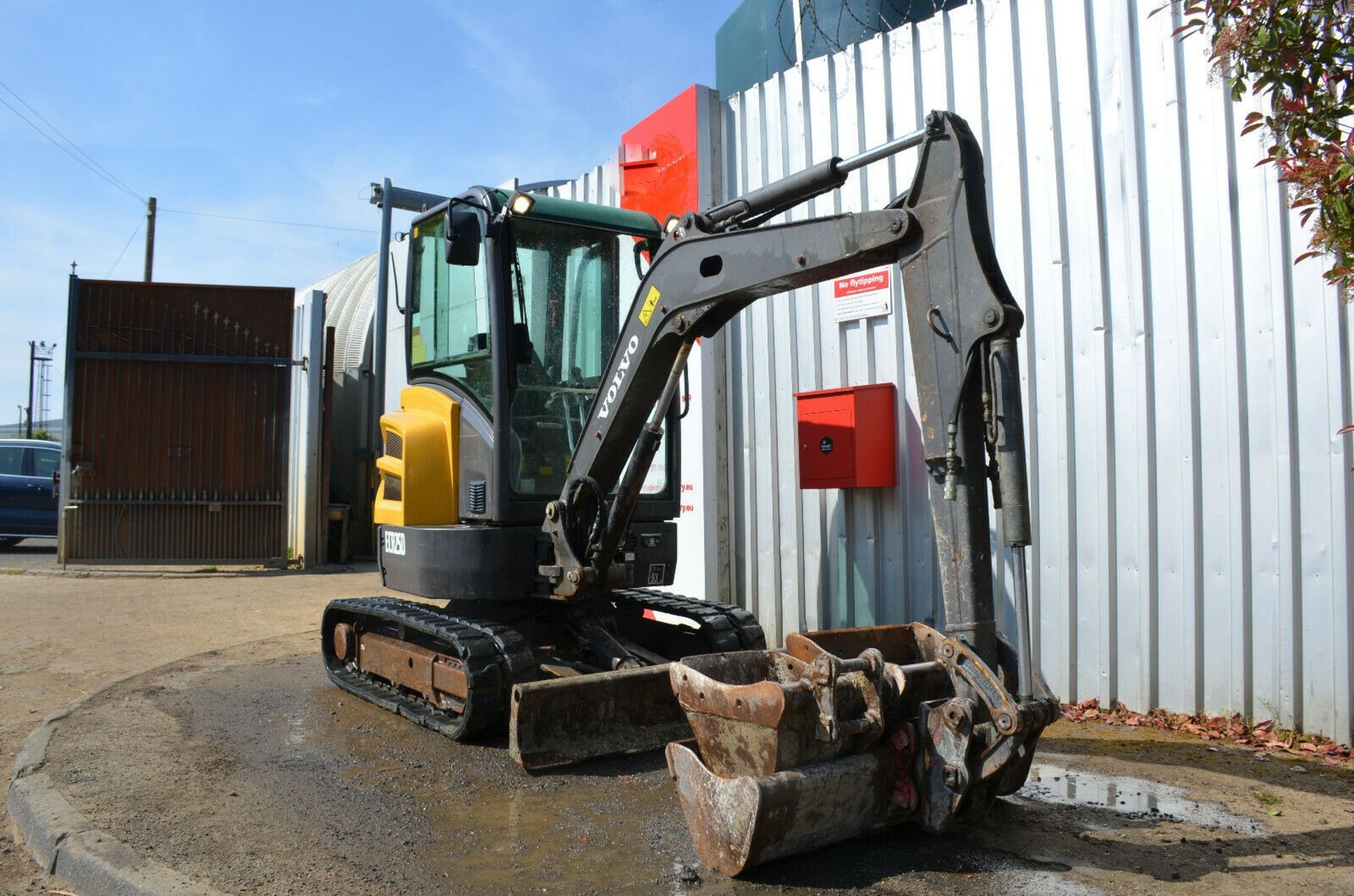 Volvo ECR25D Mini Excavator