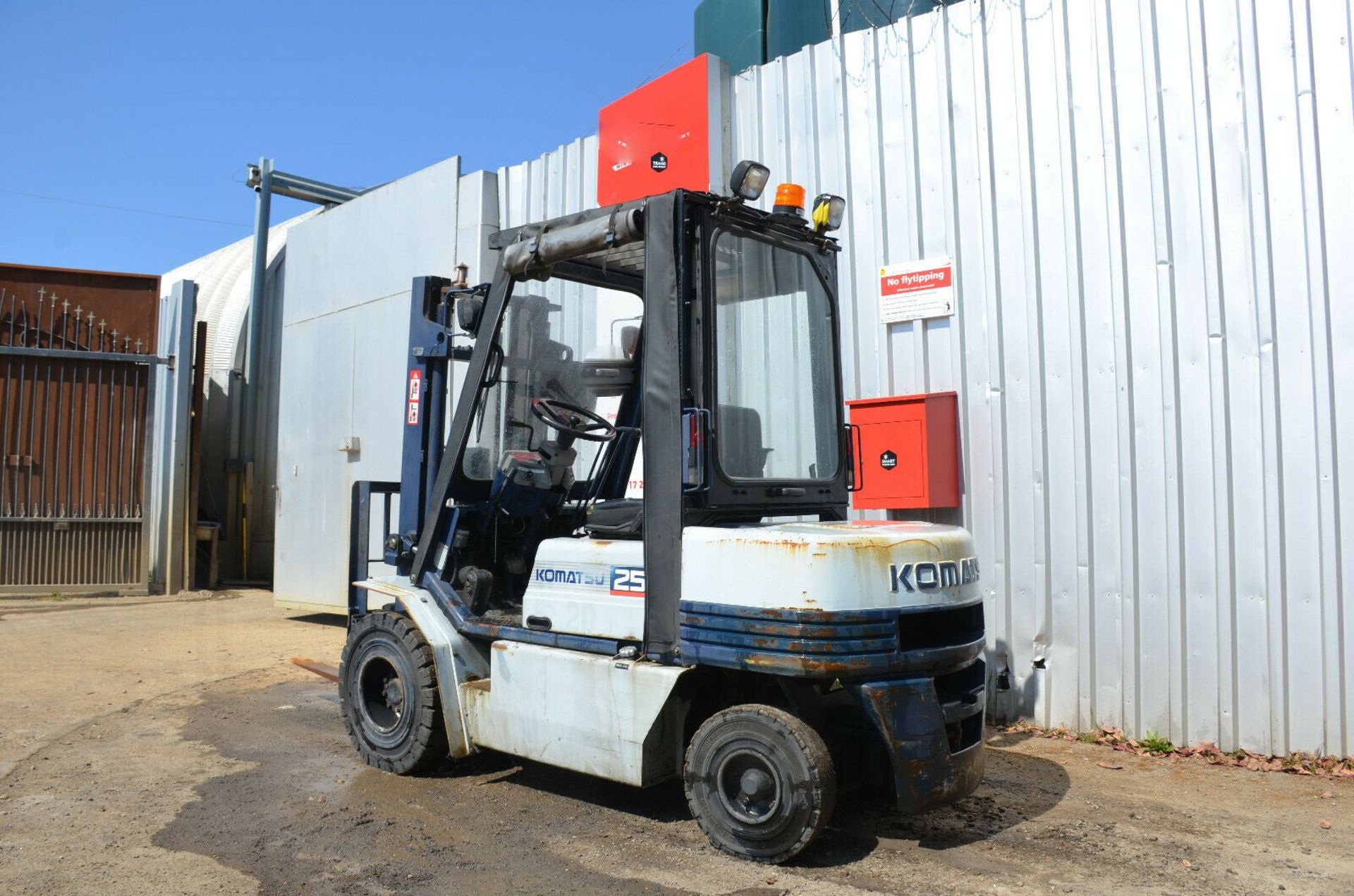 Komatsu FD25 T-11E Diesel Forklift Truck NO VAT - Image 7 of 10