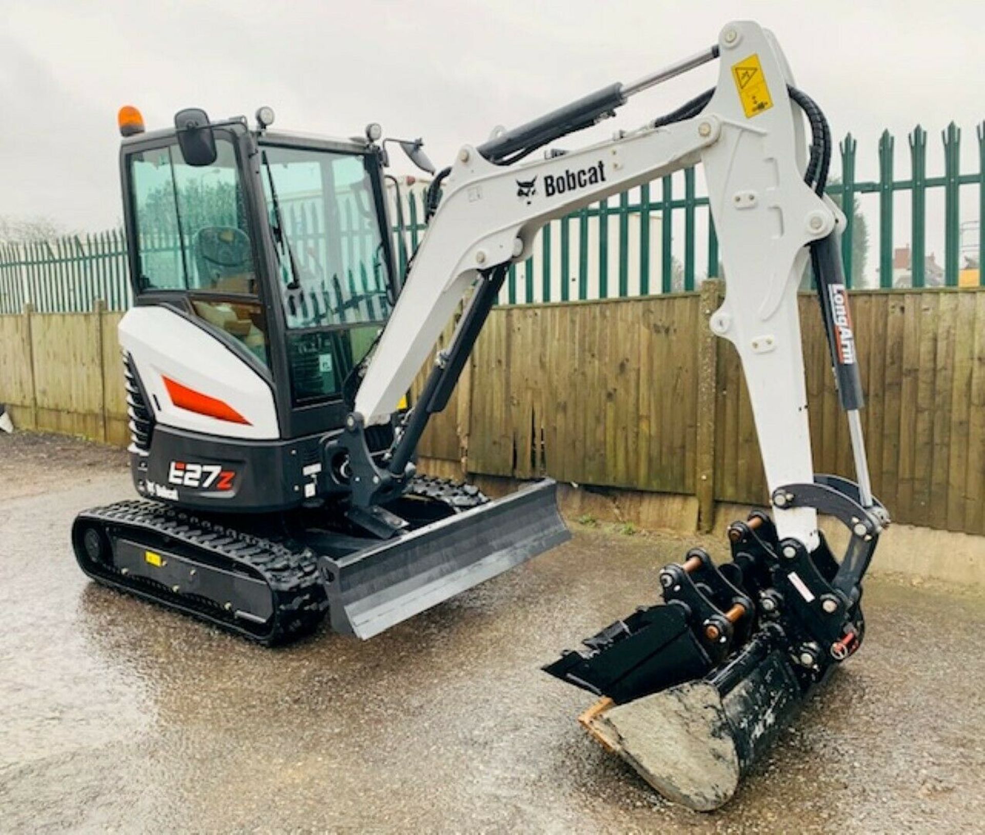 Bobcat E27Z Excavator - Image 2 of 10