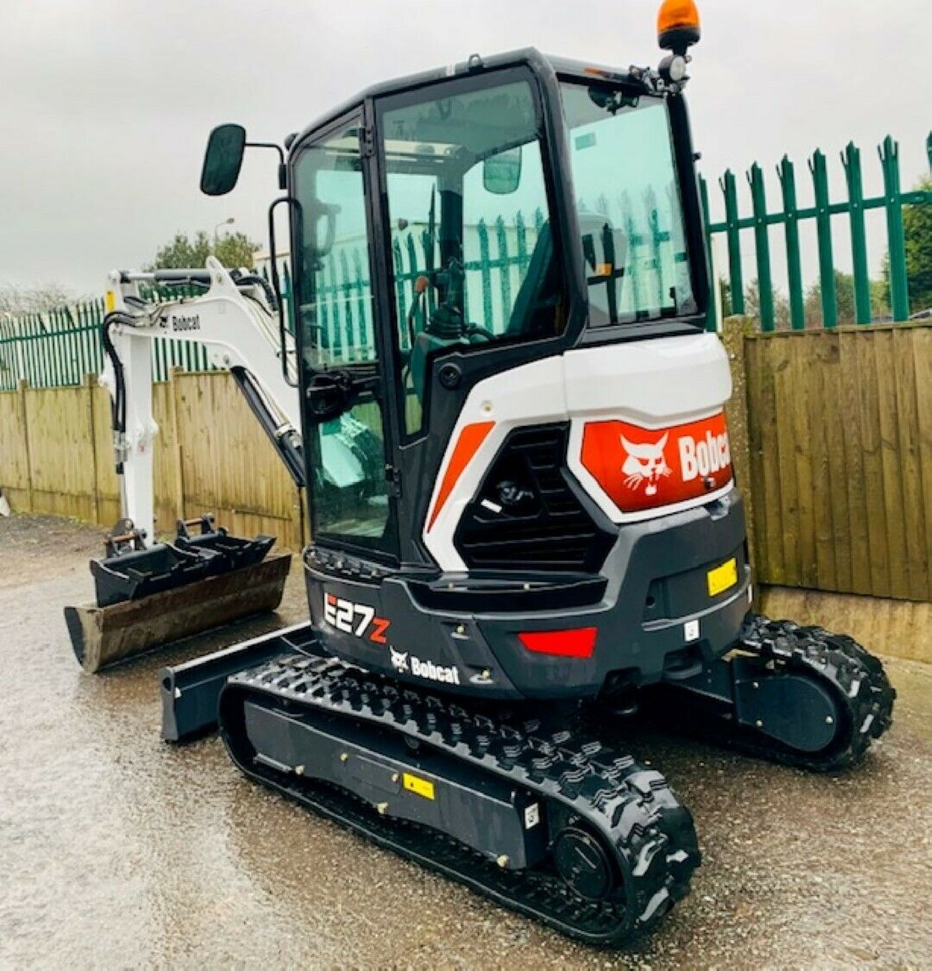 Bobcat E27Z Excavator - Image 5 of 10