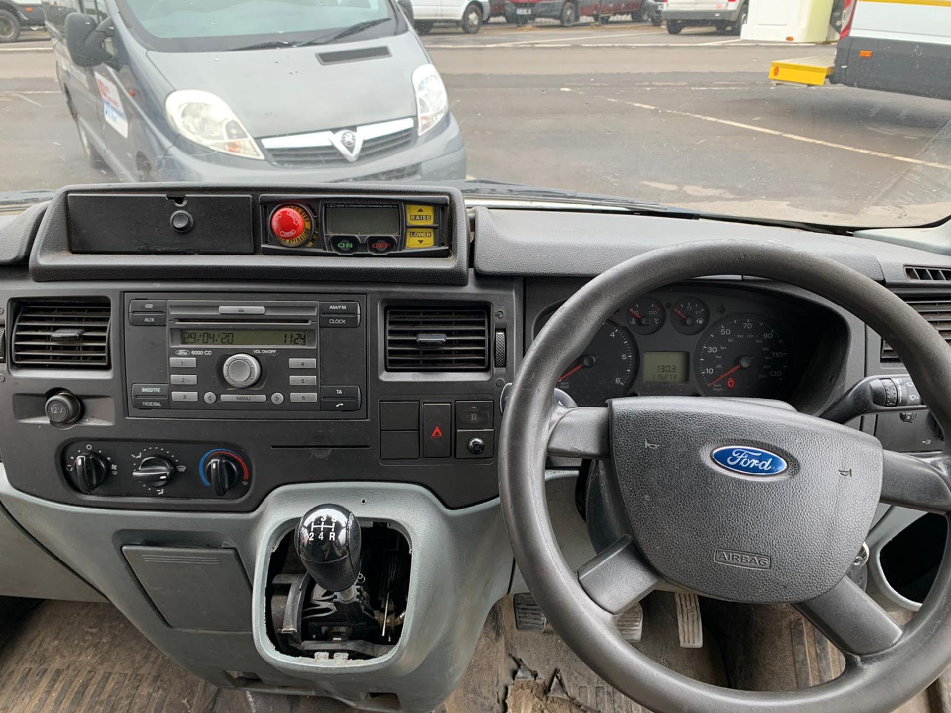 YP57NFX Ford Transit Tipper - Image 5 of 17