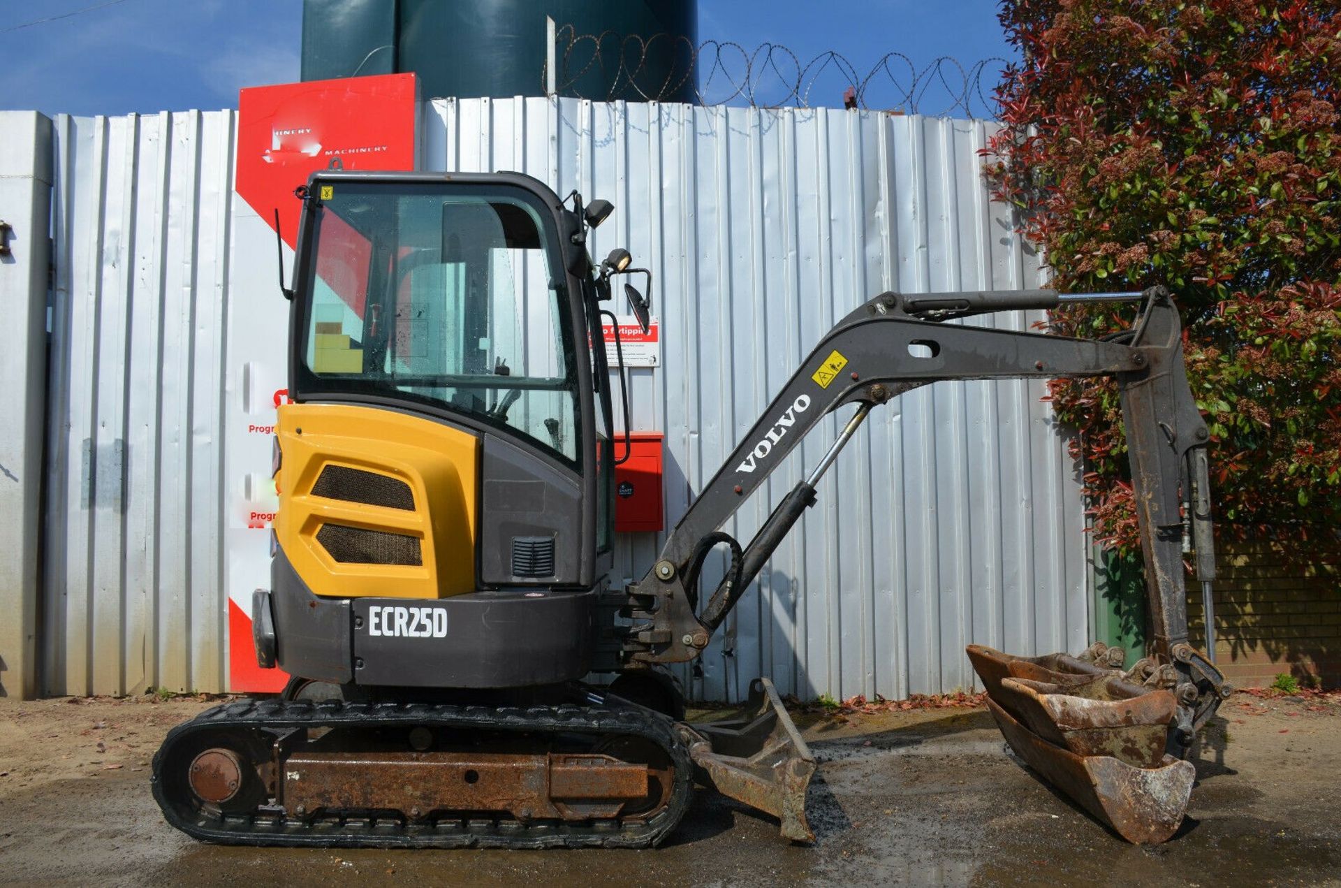 Volvo ECR25D Mini Excavator - Image 2 of 10