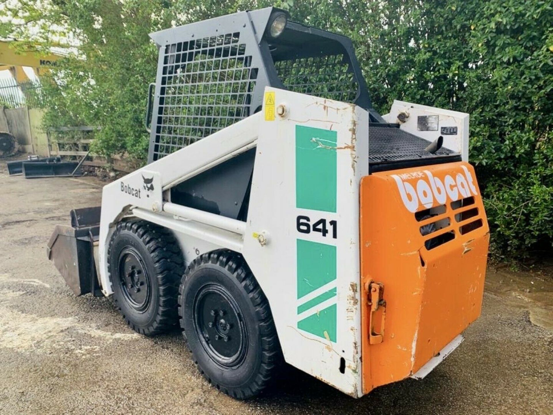 Bobcat 641 Skidsteer - Image 6 of 12