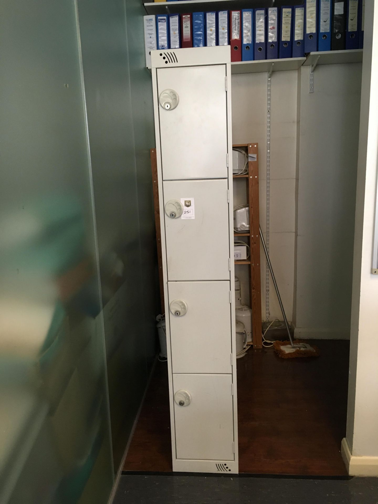 1 x 4 Door Locker Unit