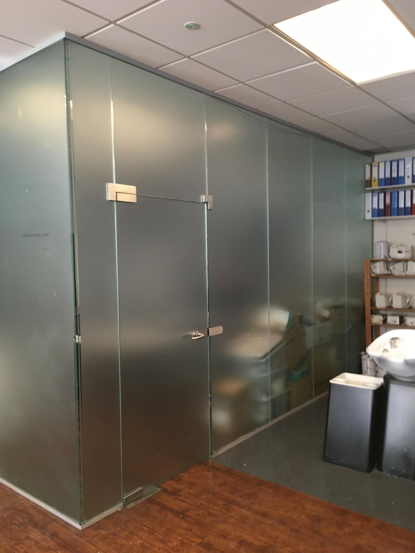 Toughend Glass 2 Sided Partition Wall with Single Door - Image 4 of 4