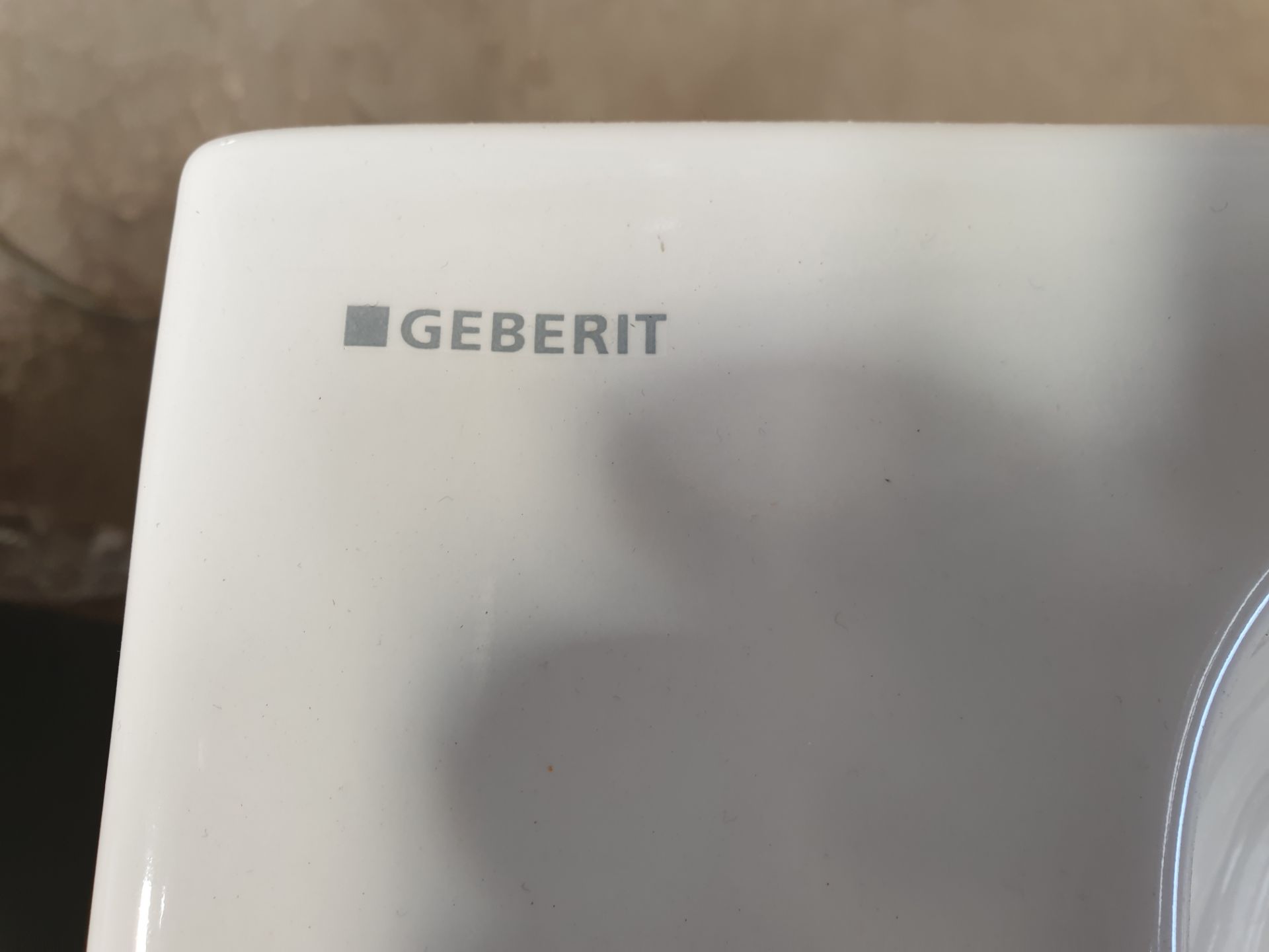 Geberit Small Sink unit with 1 Door Cupboard and Tap - Image 4 of 5