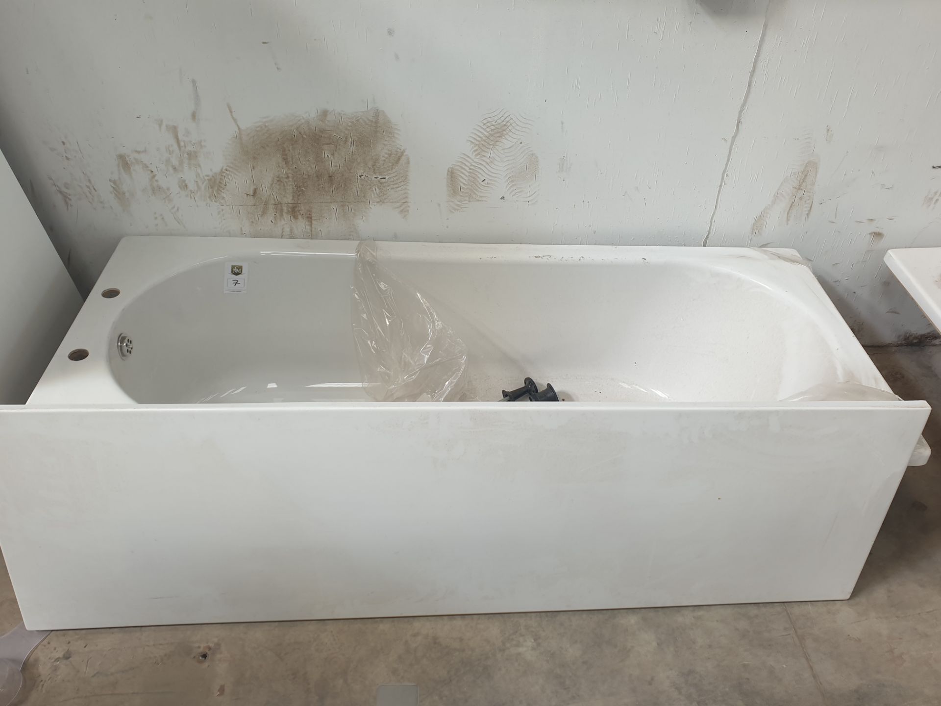 Bath with side panel, 1700 x 700mm