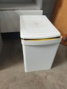 Kitchen Bin