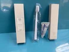 100 x ANTICA FARMACISTA dental kit- tooth brush and toothpaste included