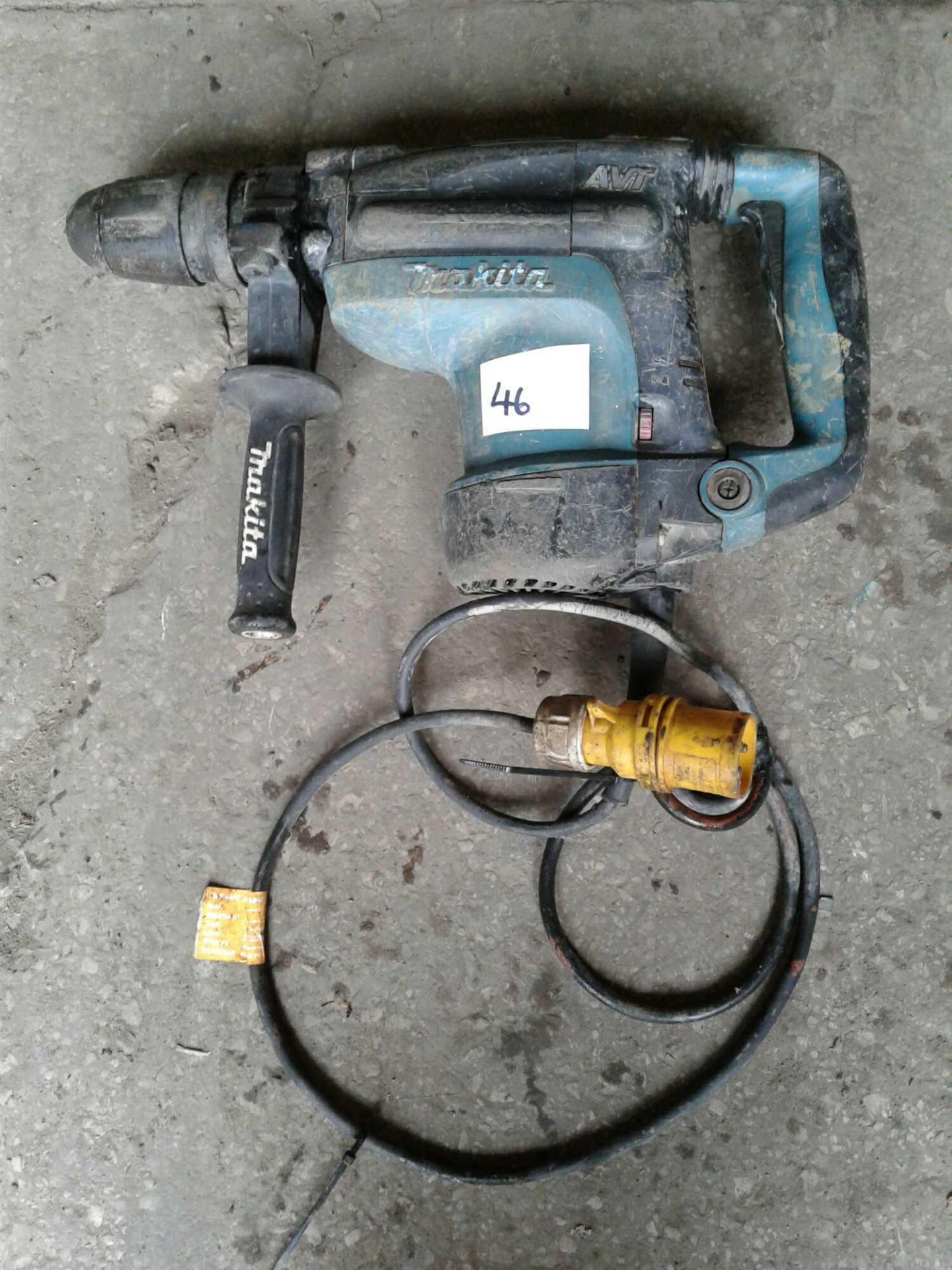 Makita breaker 110 V