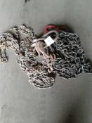 Various lifting chains