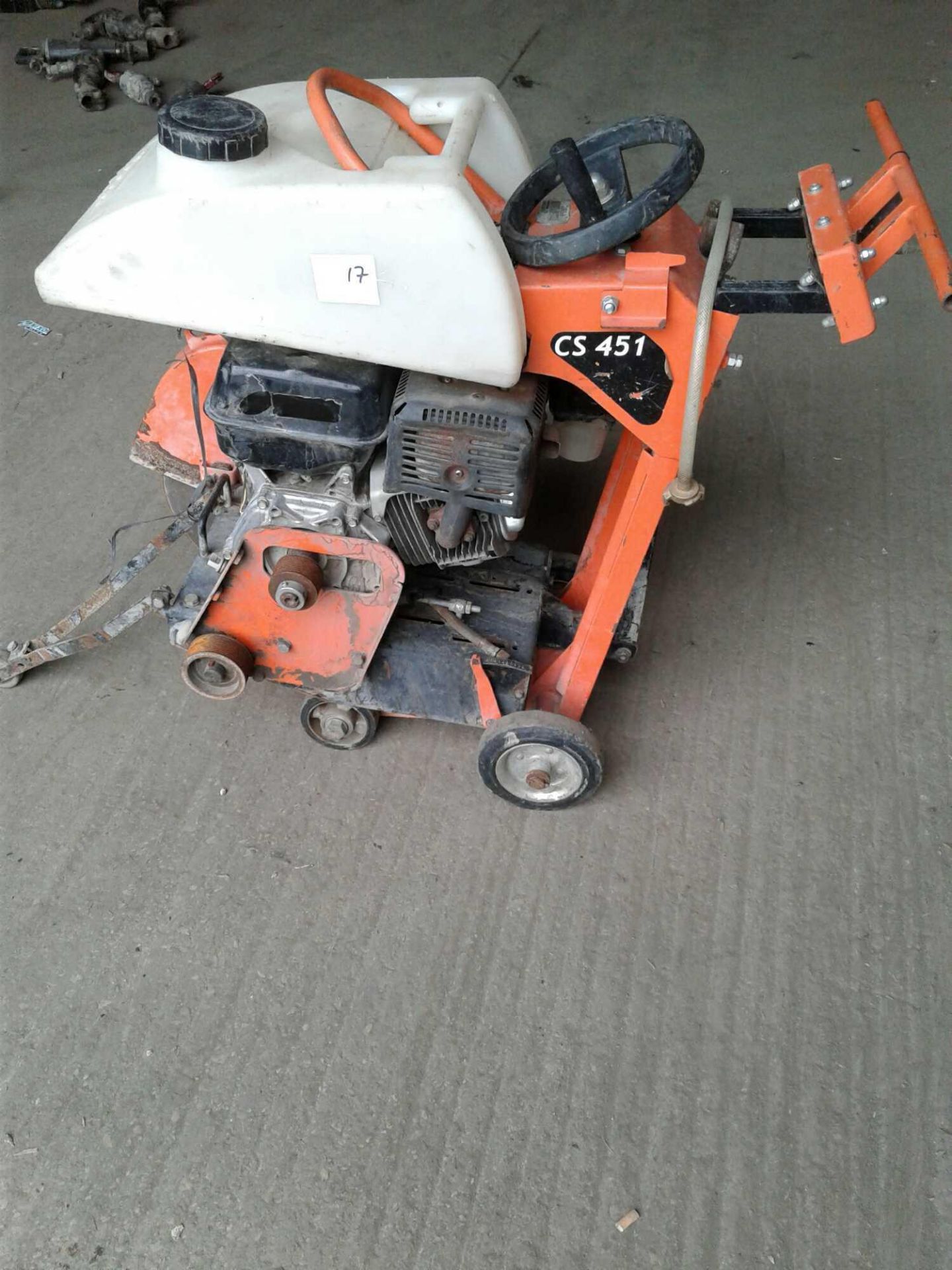 Clipper petrol floor saw