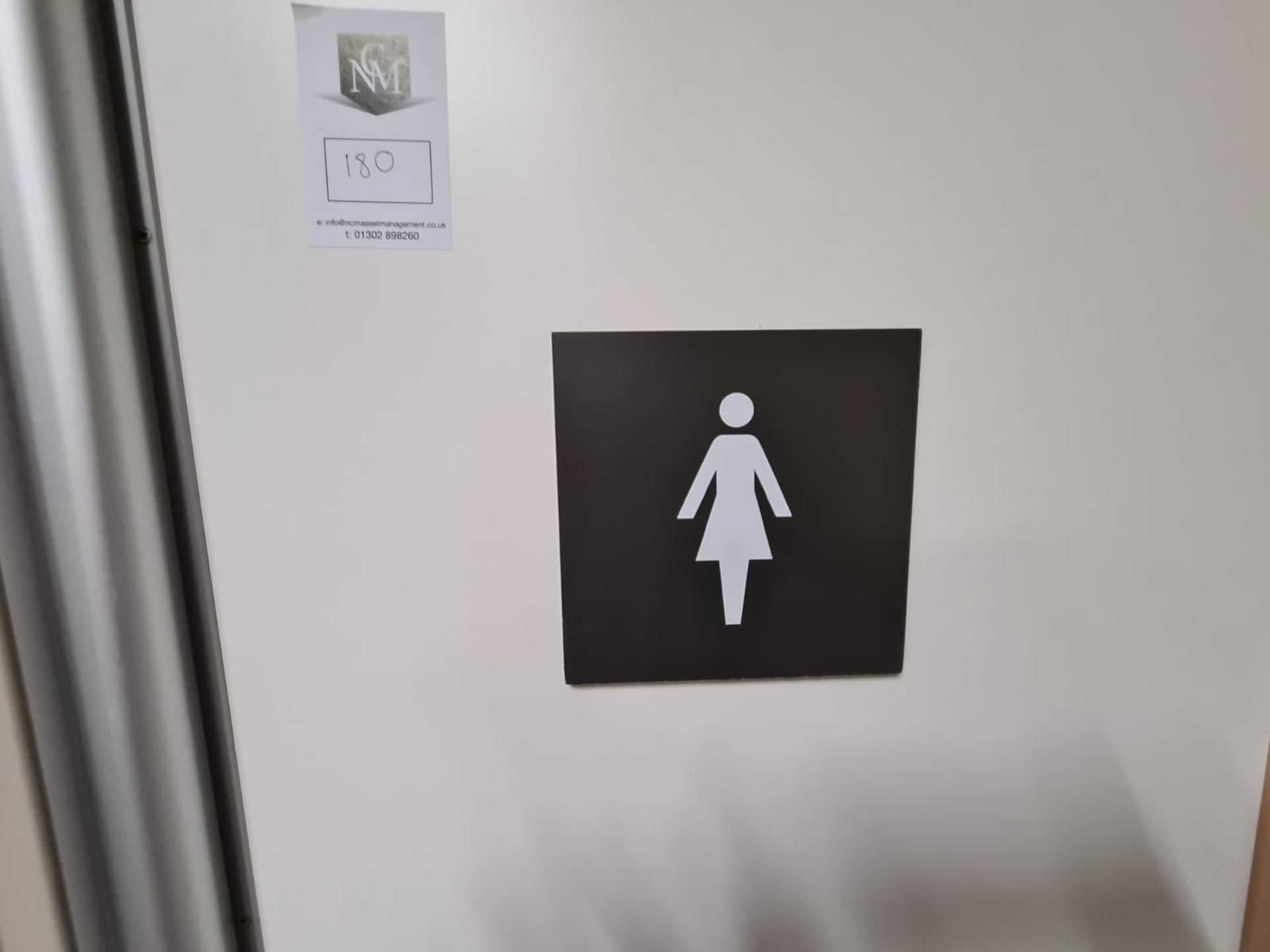 Female Toilet Door - Image 2 of 2