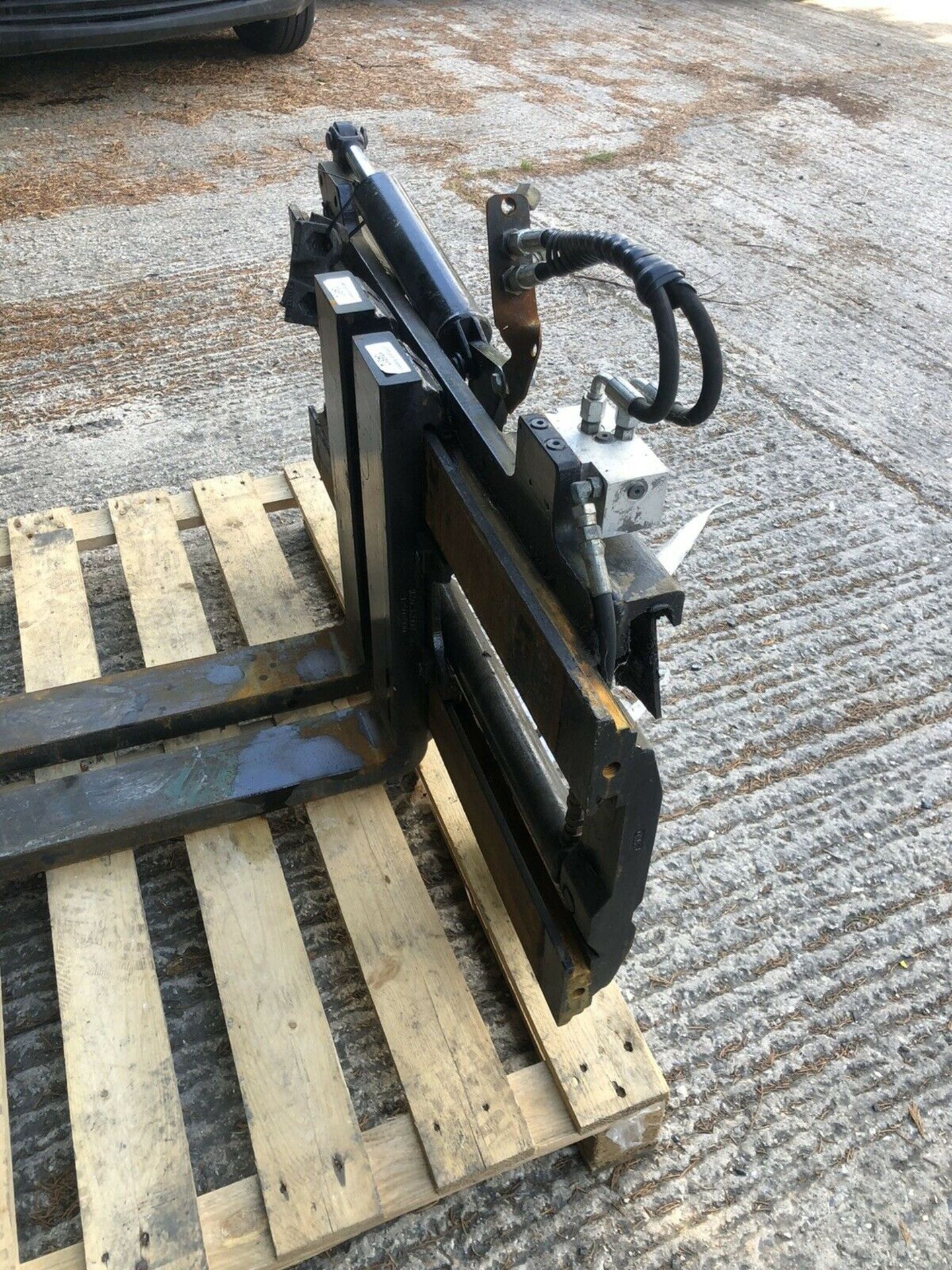 Forklift Truck Fork Position