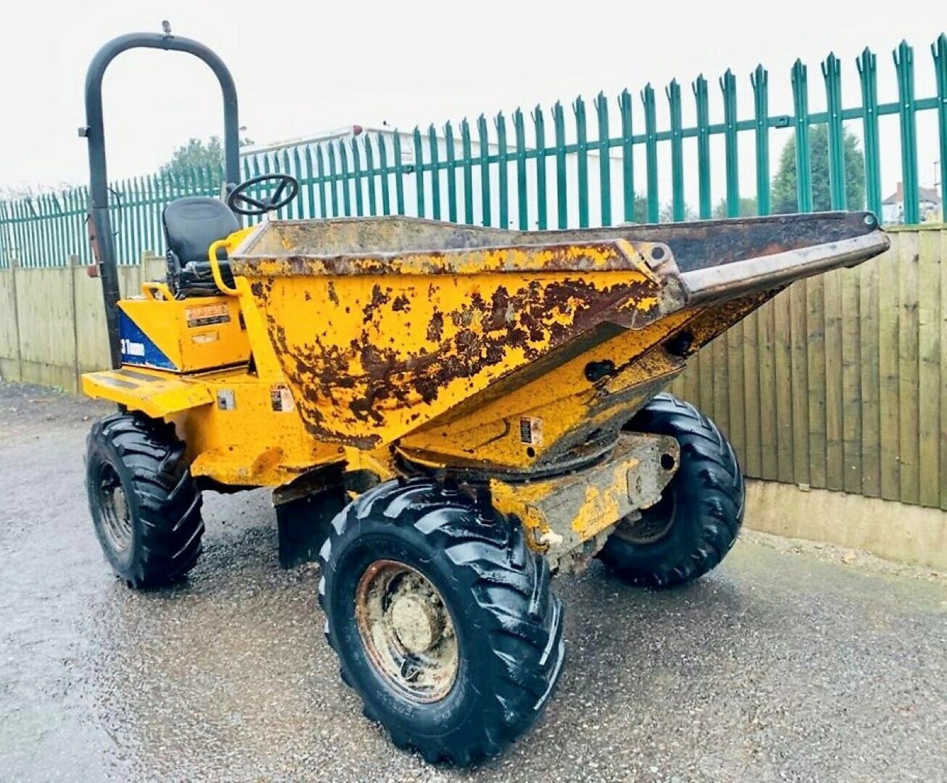 Thwaites 3 Tonne Swivel Tip Dumper - Image 2 of 11