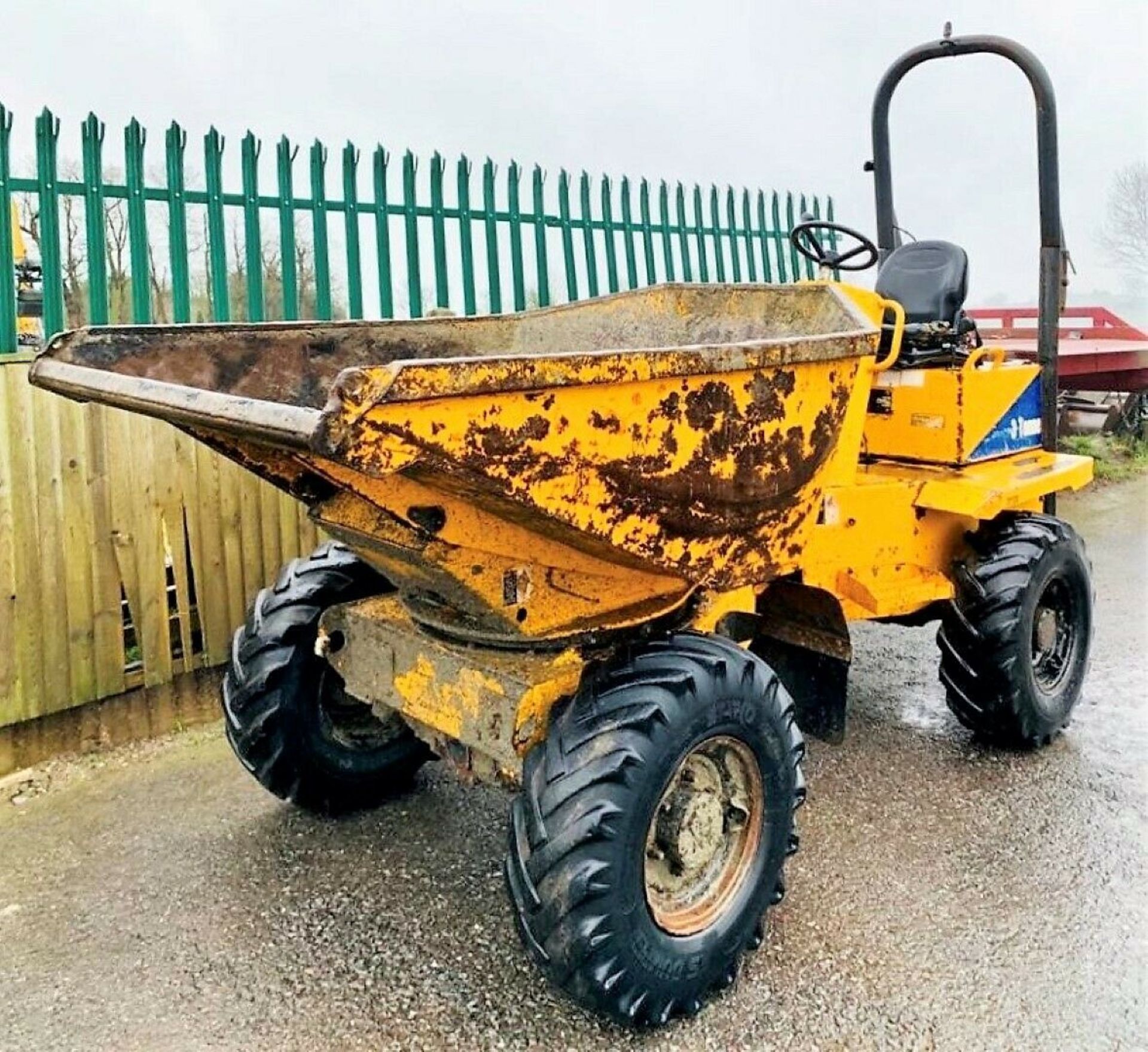 Thwaites 3 Tonne Swivel Tip Dumper - Image 3 of 11