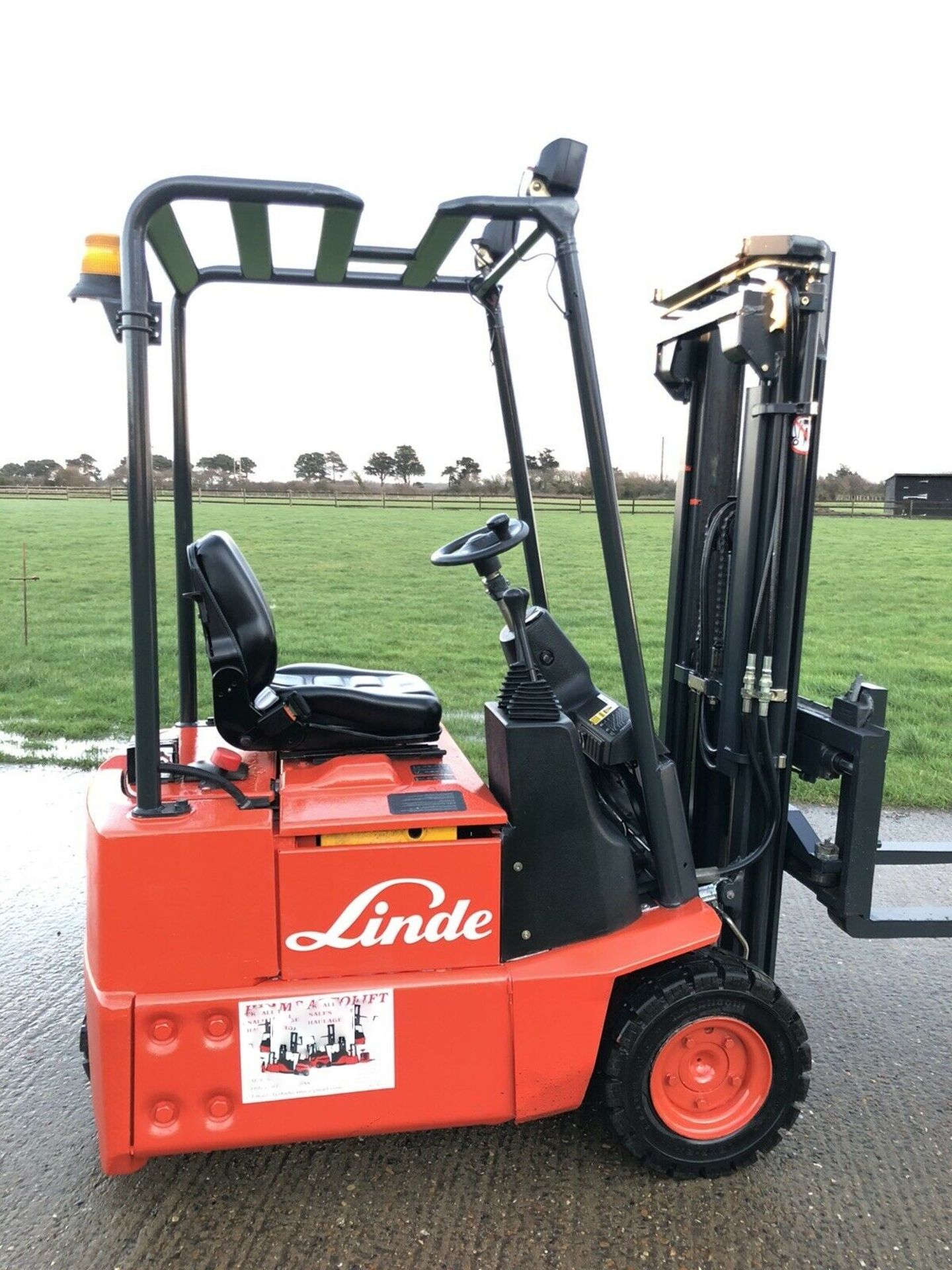Linde Electric Forklift Truck E12