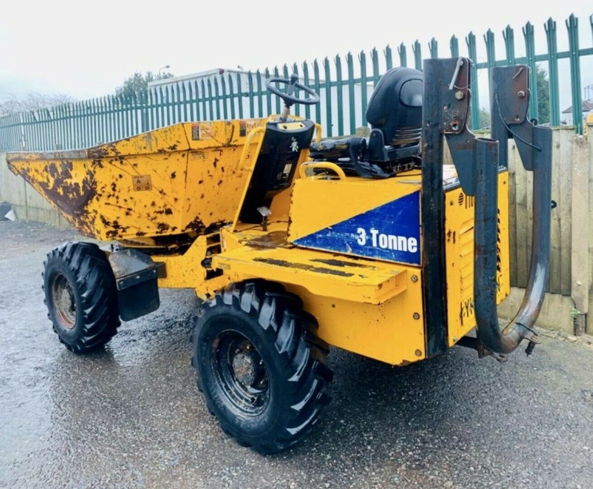 Thwaites 3 Tonne Swivel Tip Dumper - Image 5 of 11