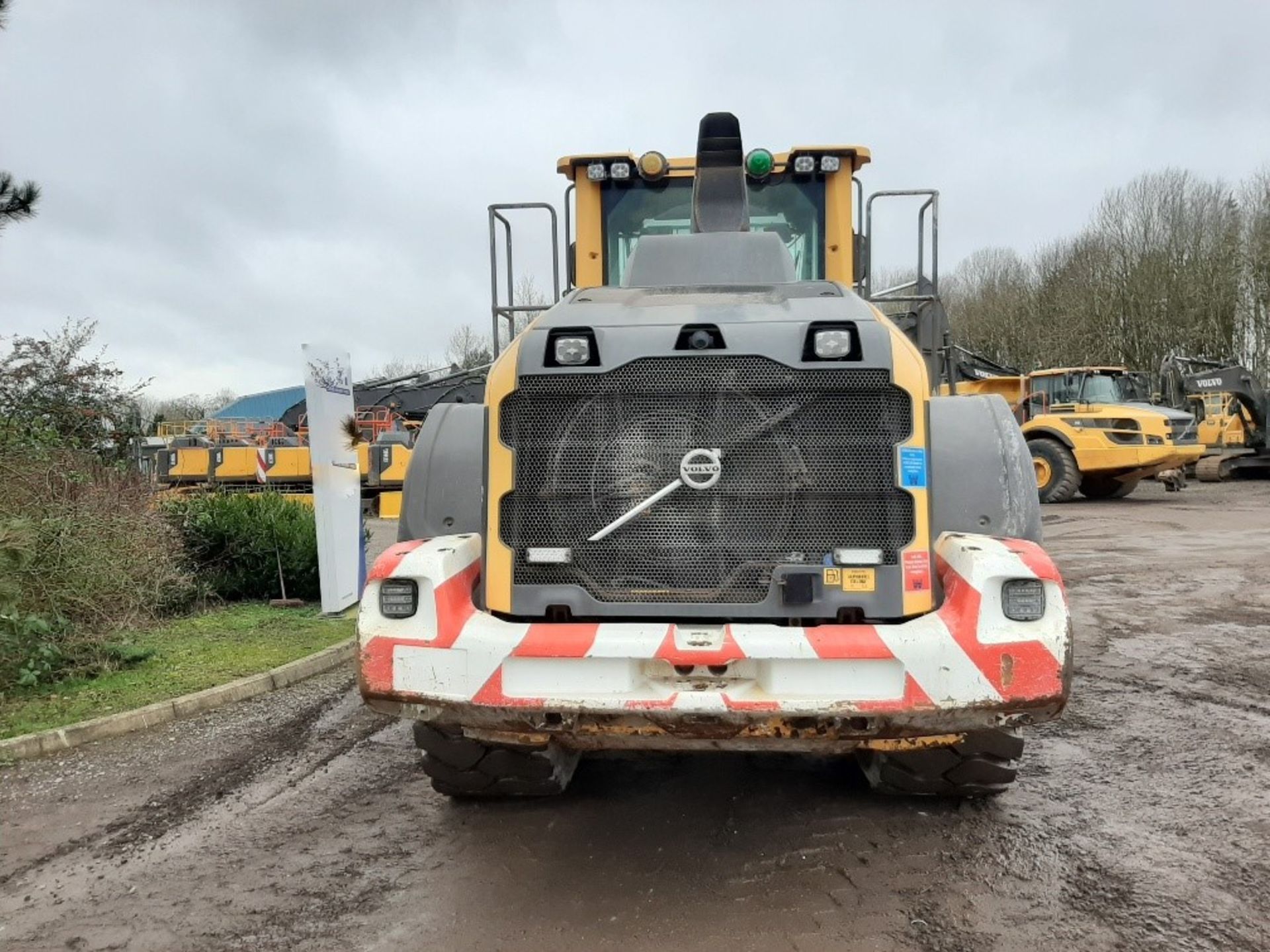 2014 Volvo L110H Loader - Image 4 of 20