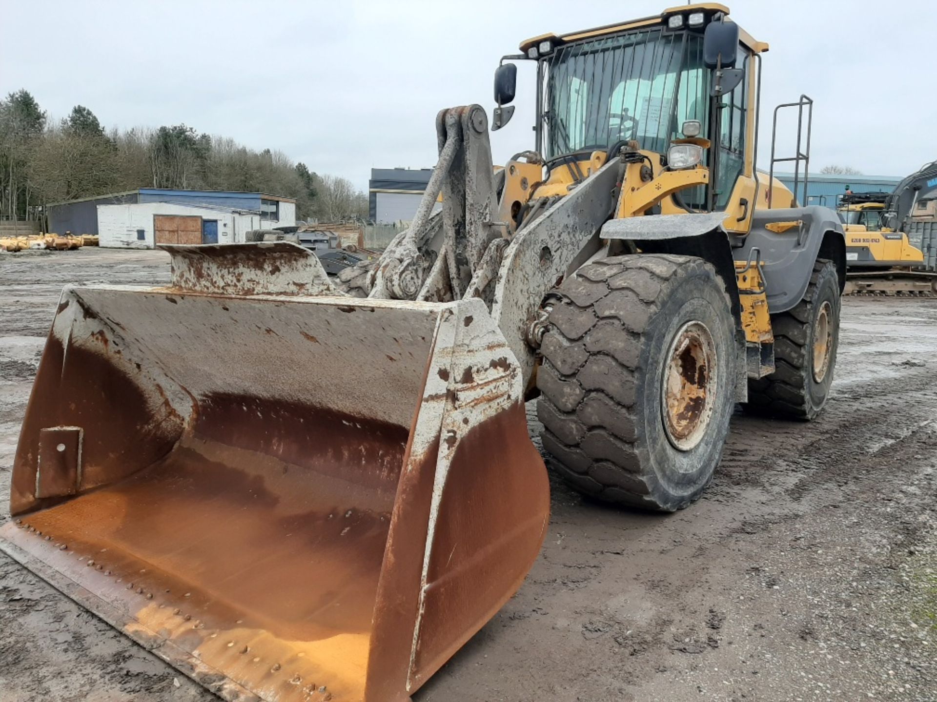 2014 Volvo L110H Loader - Image 6 of 20