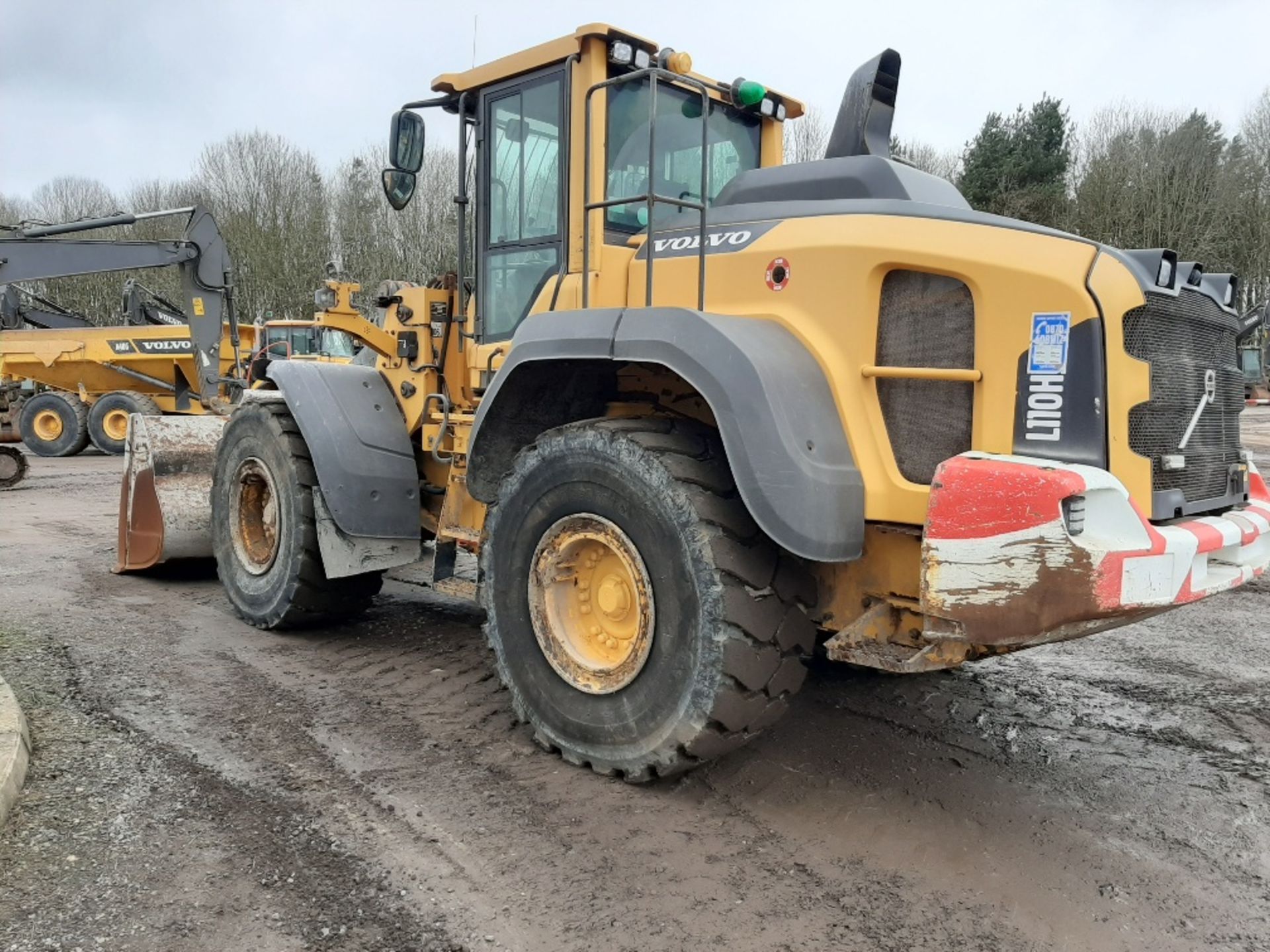 2014 Volvo L110H Loader - Image 5 of 20