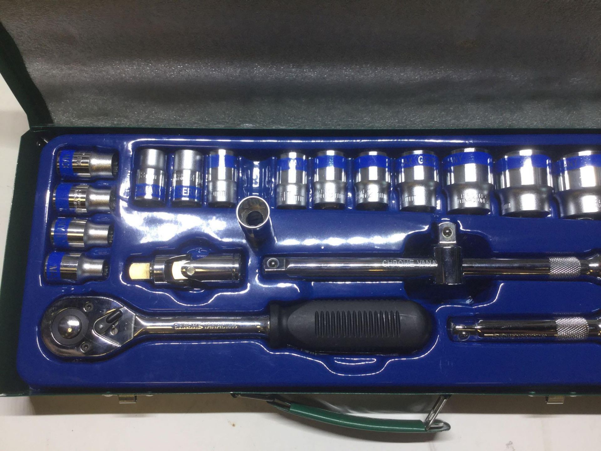 Max Tools Germany 20 piece 1/2â€ Drive Socket Set - Image 3 of 4