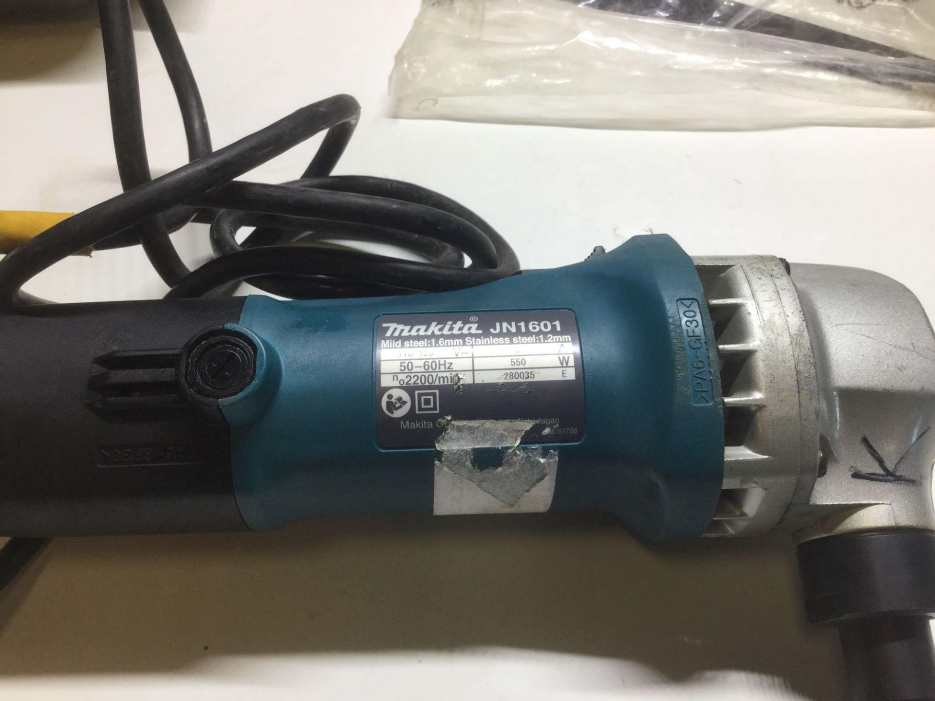 Makita JN1601 knibbler 110v - Bild 3 aus 3