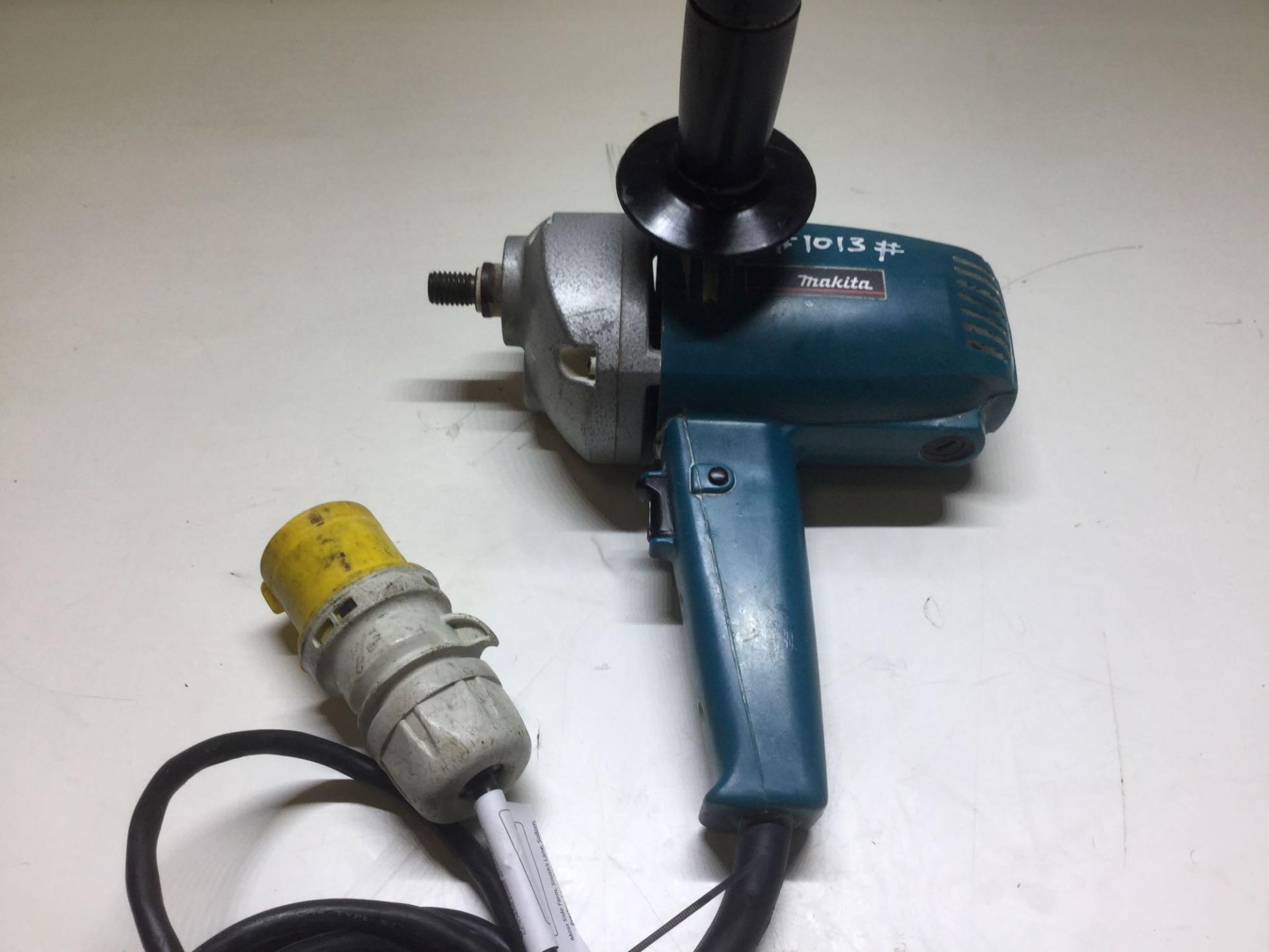 Makita 9218PB 180mm Grinder/Polisher 110v - Image 3 of 3