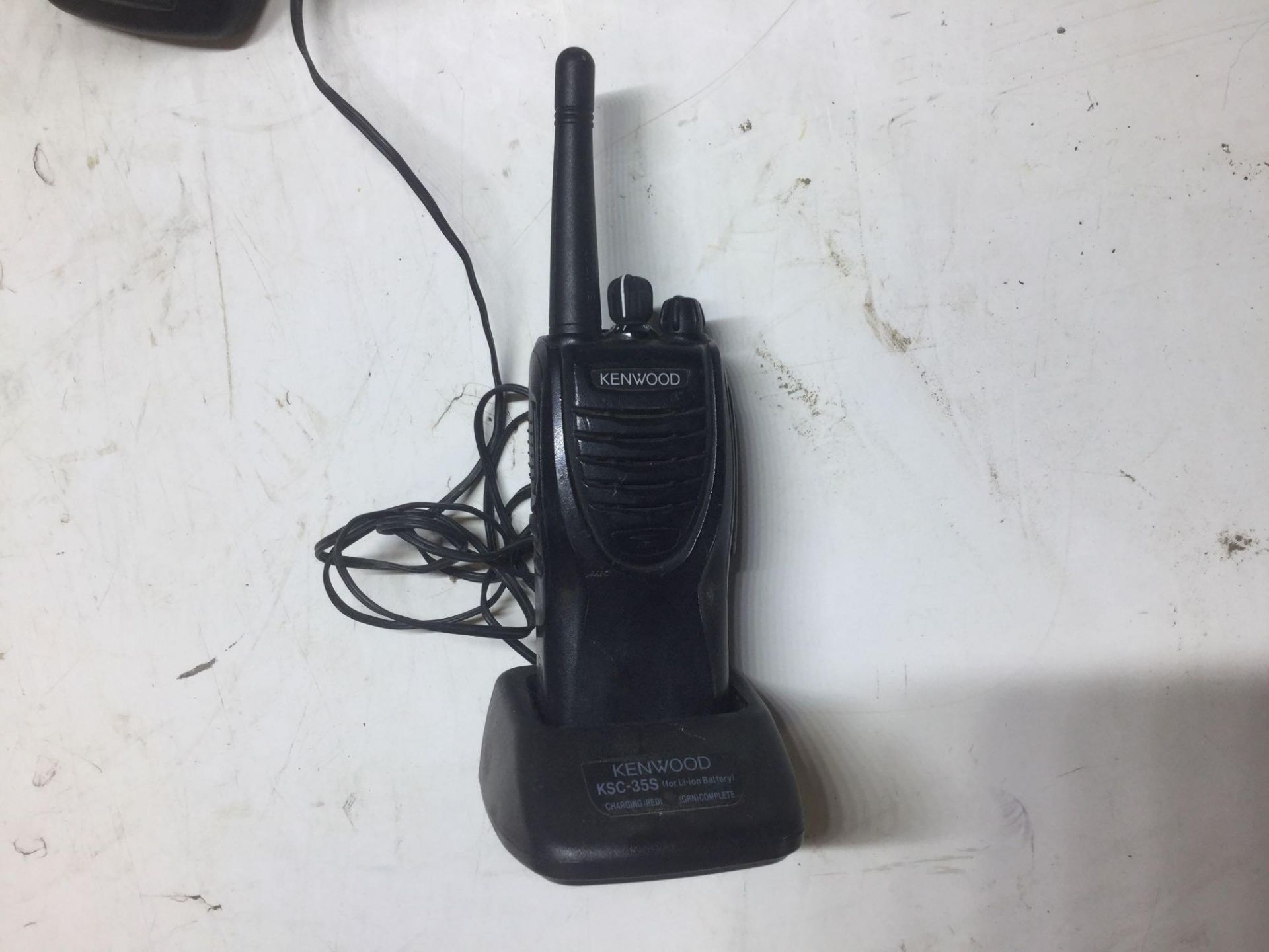 X2 Kenwood KSC-35s Walkie Talkie - Image 2 of 3