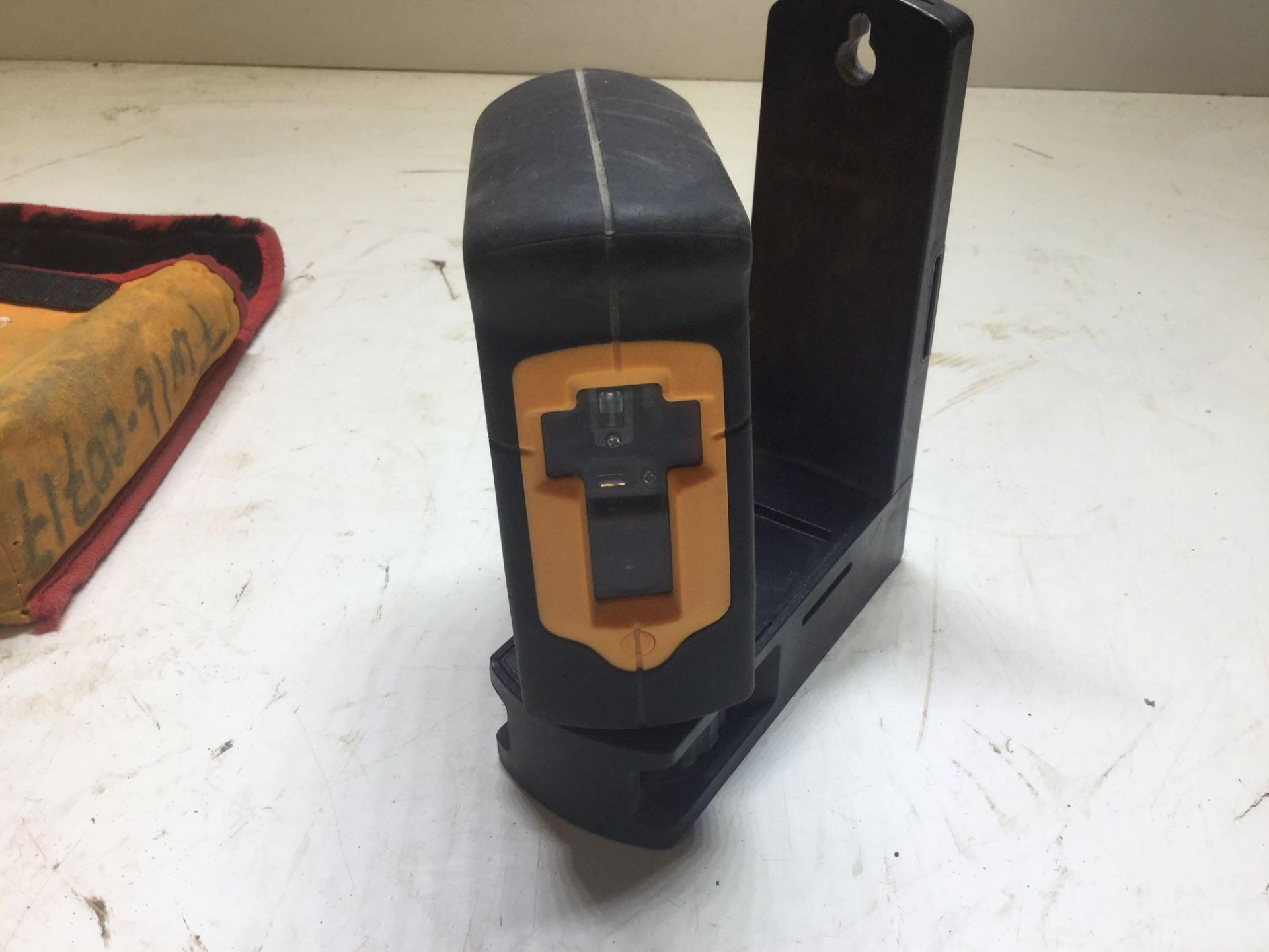 Qeo laser level Fl40 pocket 11 hp - Image 2 of 3