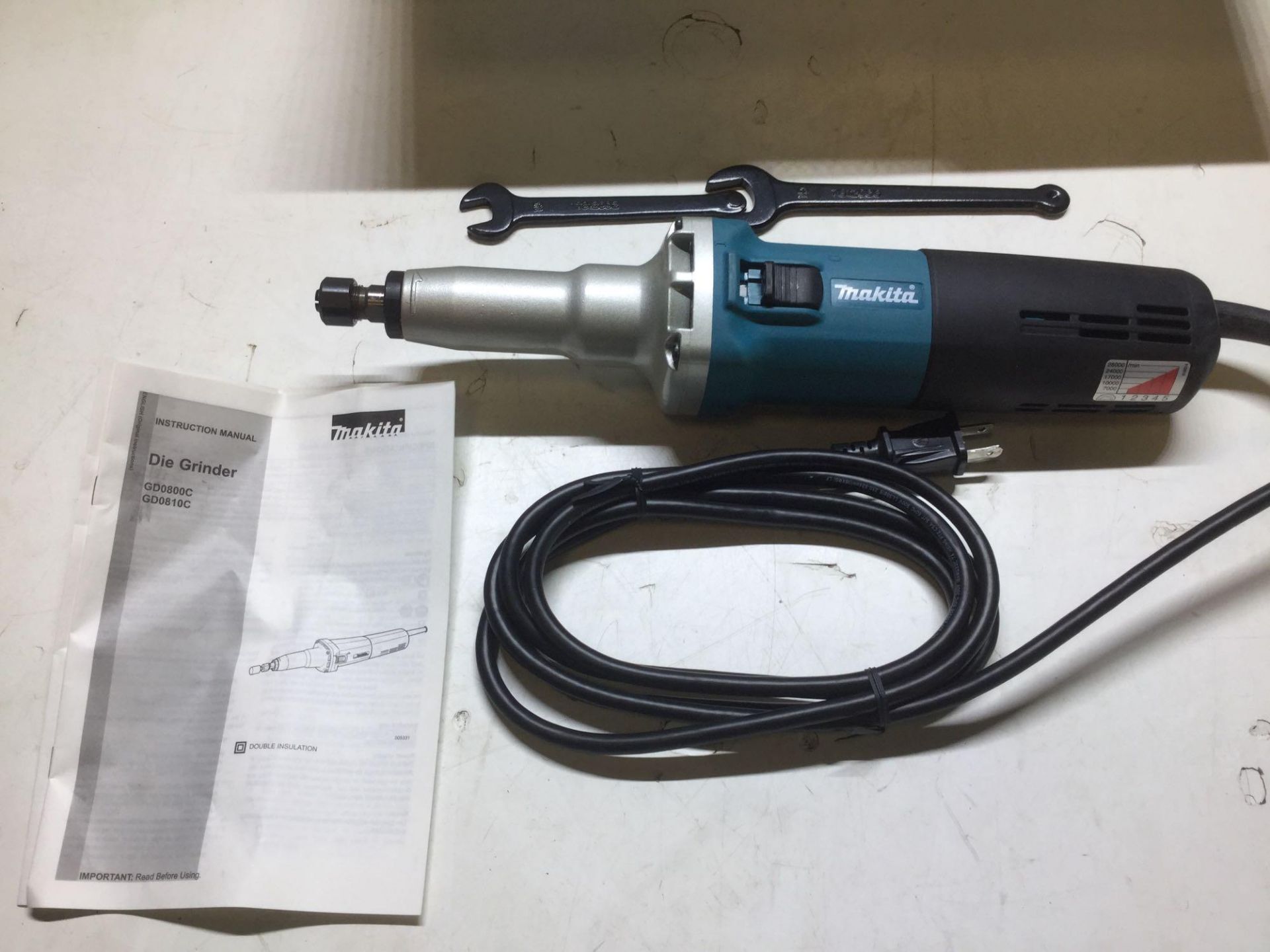 Makita die grinder model GD0800C brand new in box