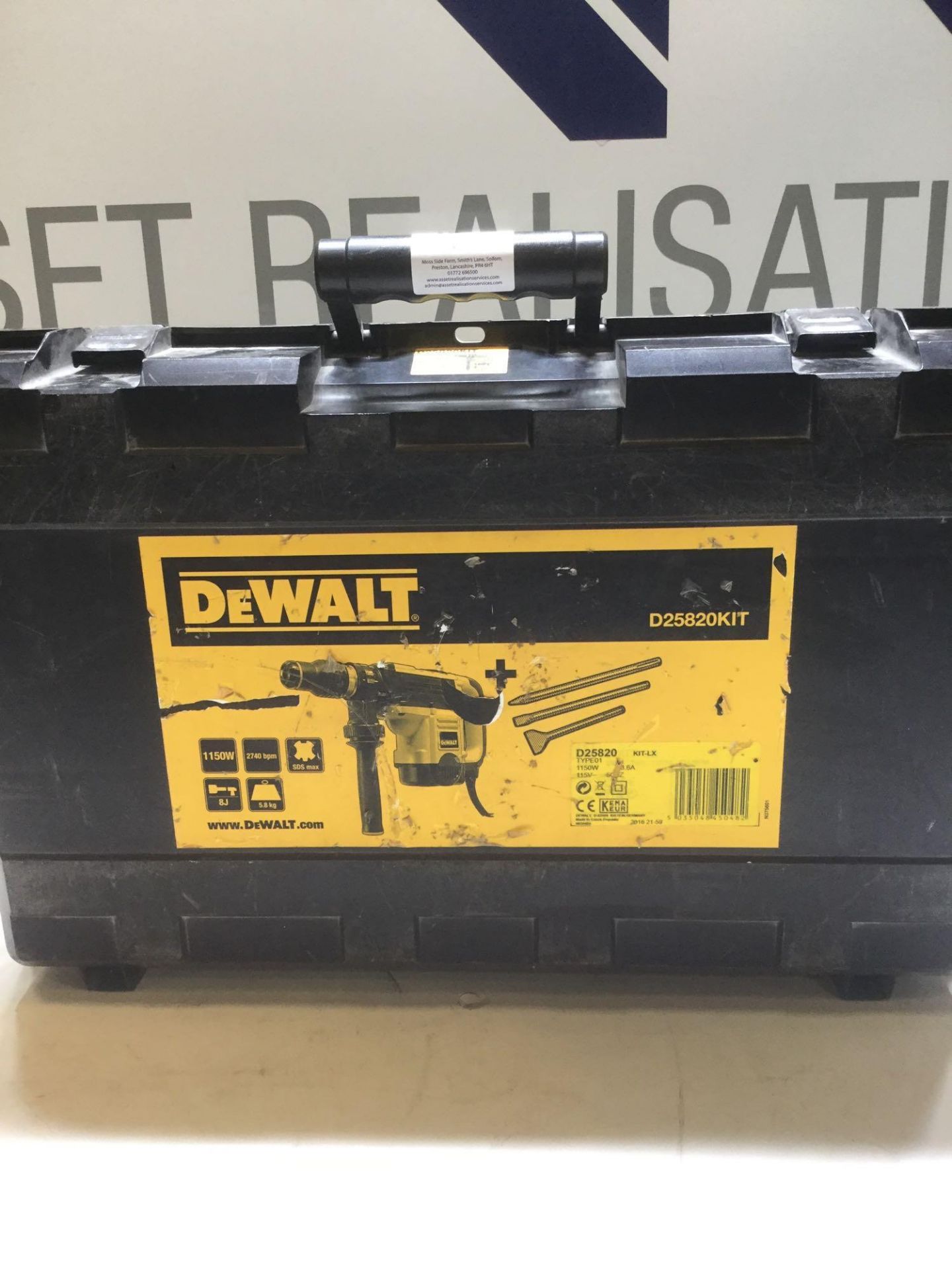 Dewalt D25820 -LX 1150w Demo SDS Hamer Drill 110v in Carry Case - Image 5 of 5