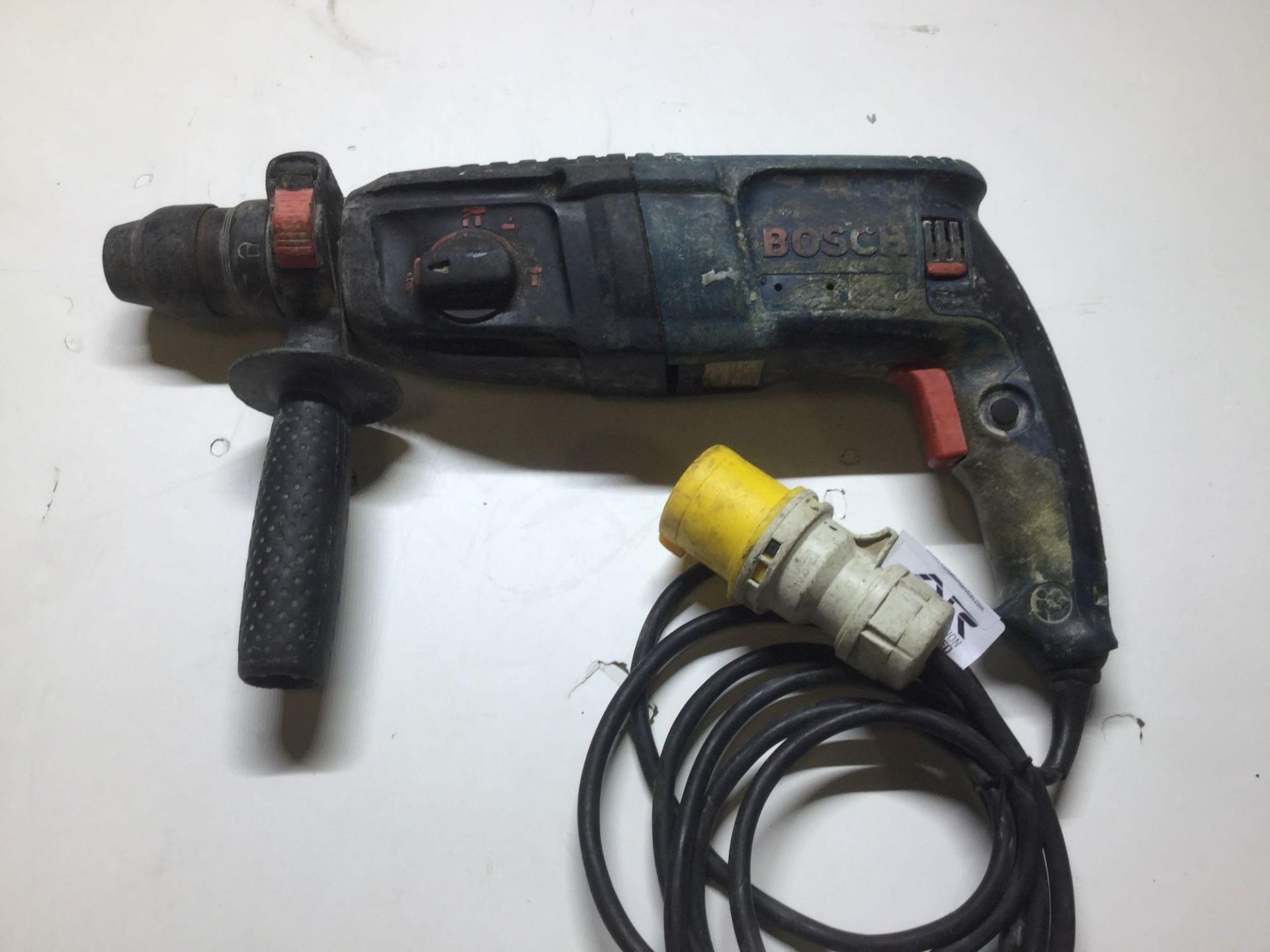 Bosch Hammer Drill 110v - Image 2 of 3
