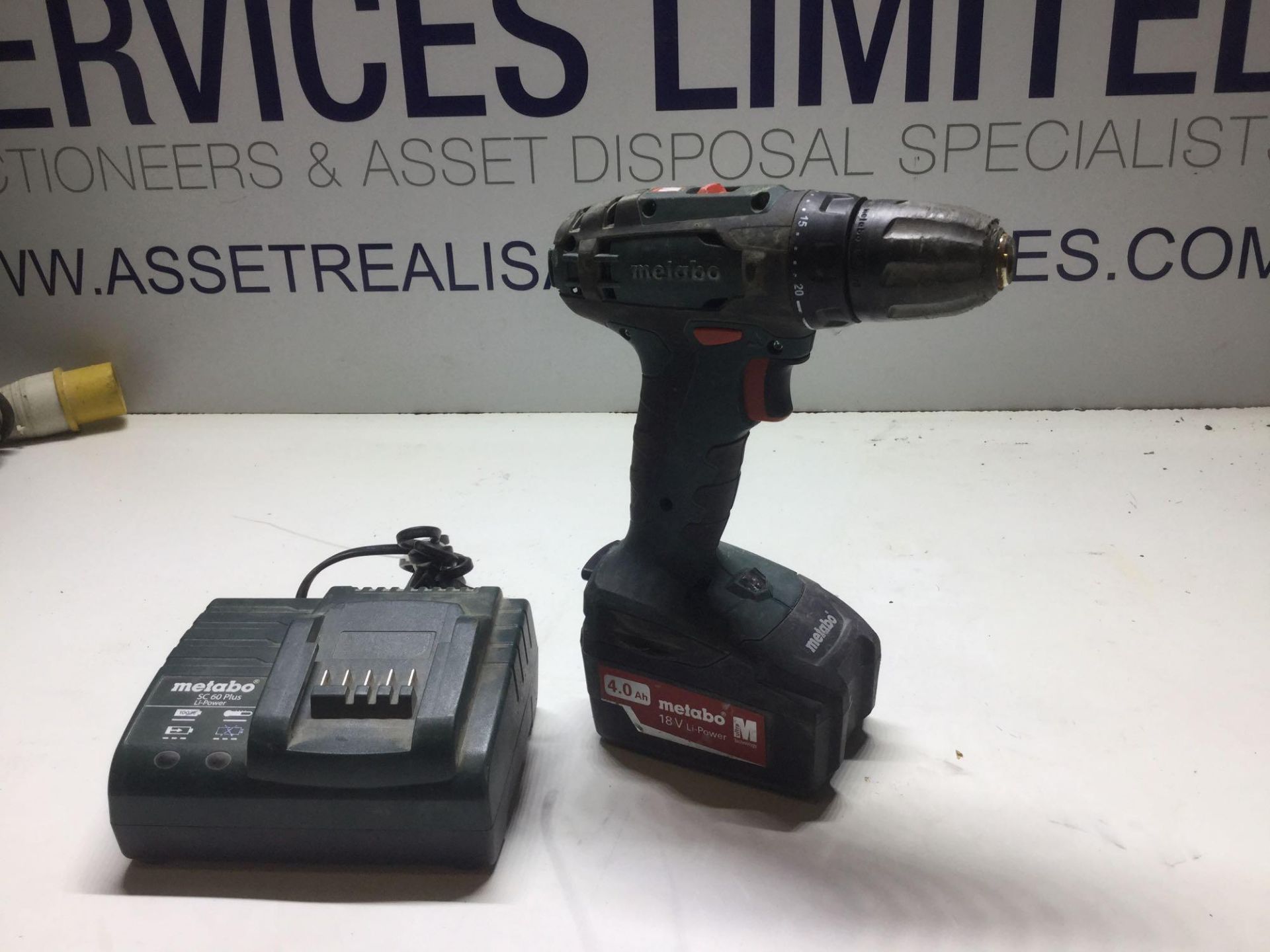 Metabo LT Cordless Drill With Charger & 18v 4.0ah Battery - Image 3 of 3